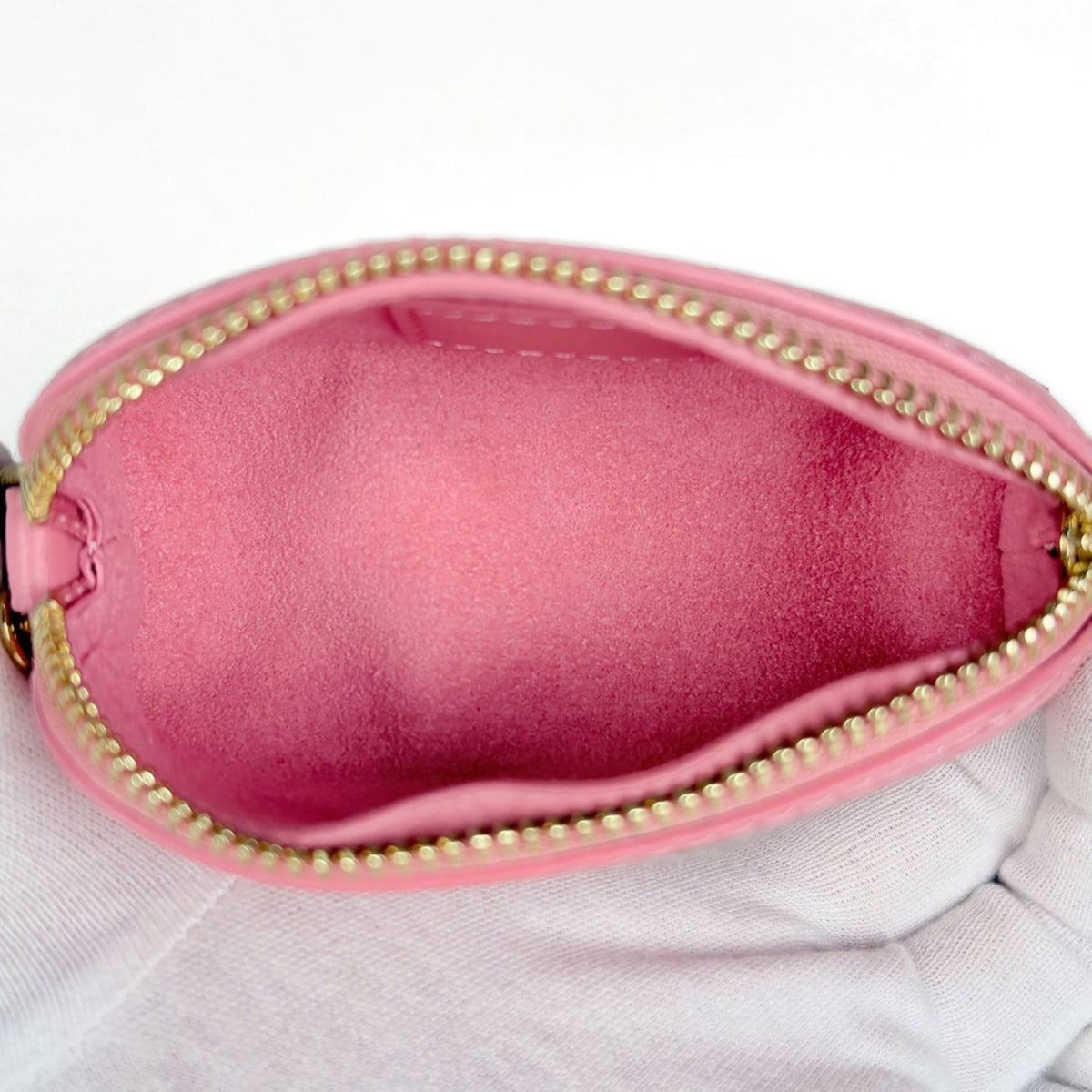 Louis Vuitton Pink Epi Leather Pouch (Pre-Owned)