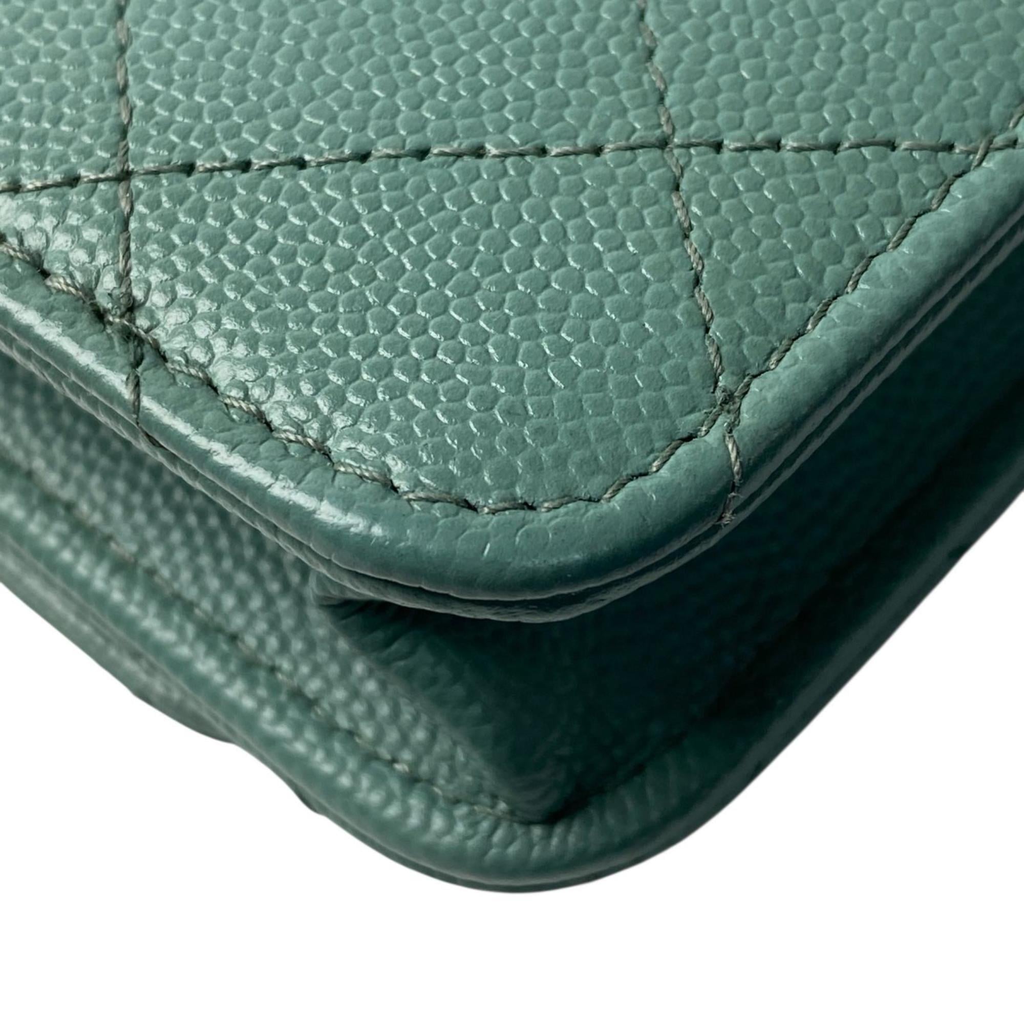 Chanel Green Grained Calfskin Shoulder Bag (Pre-Owned)