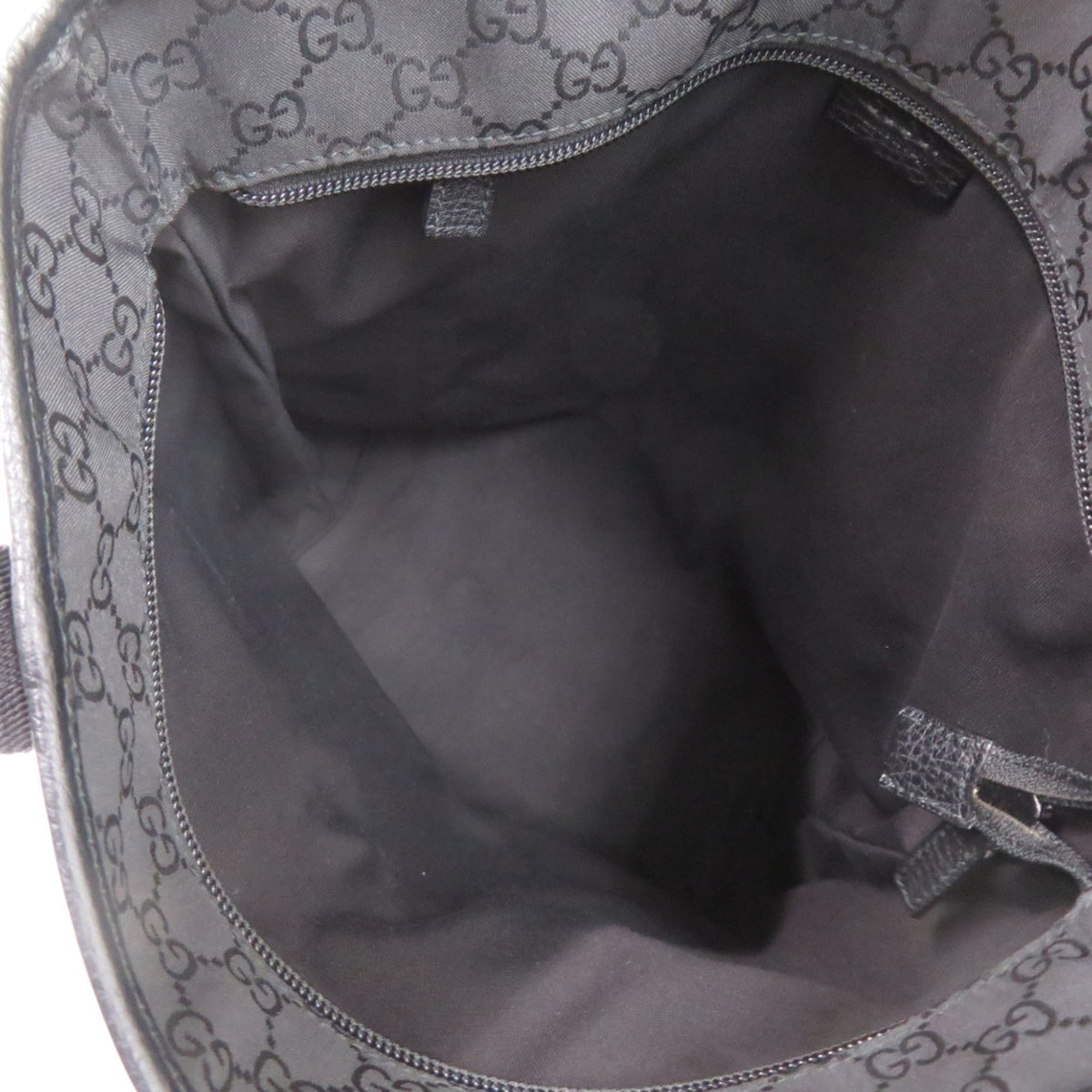 Gucci Black Nylon Leather Tote Bag (Pre-Owned)