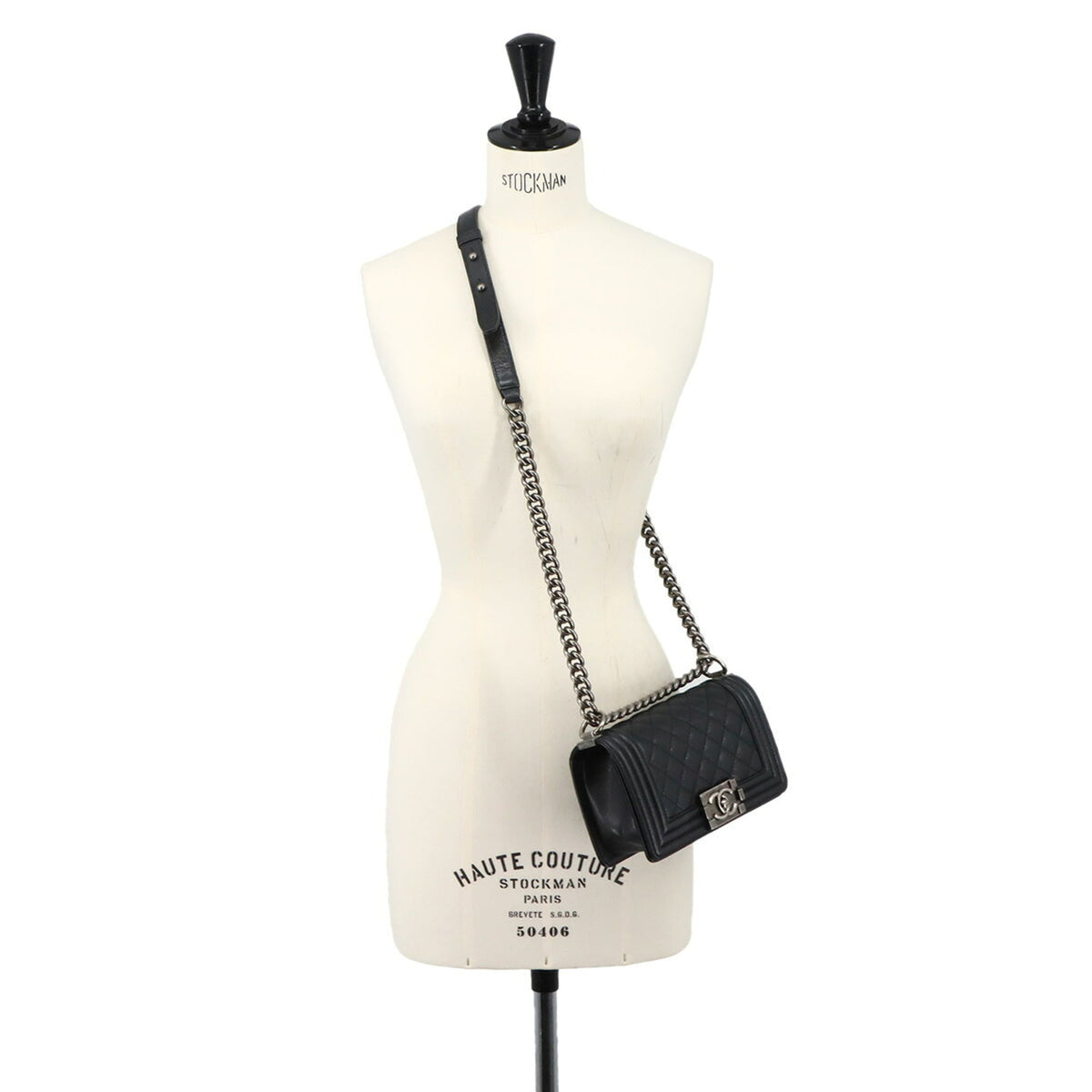 Chanel Black Grained Calfskin Handbag Shoulder Bag (Pre-Owned)