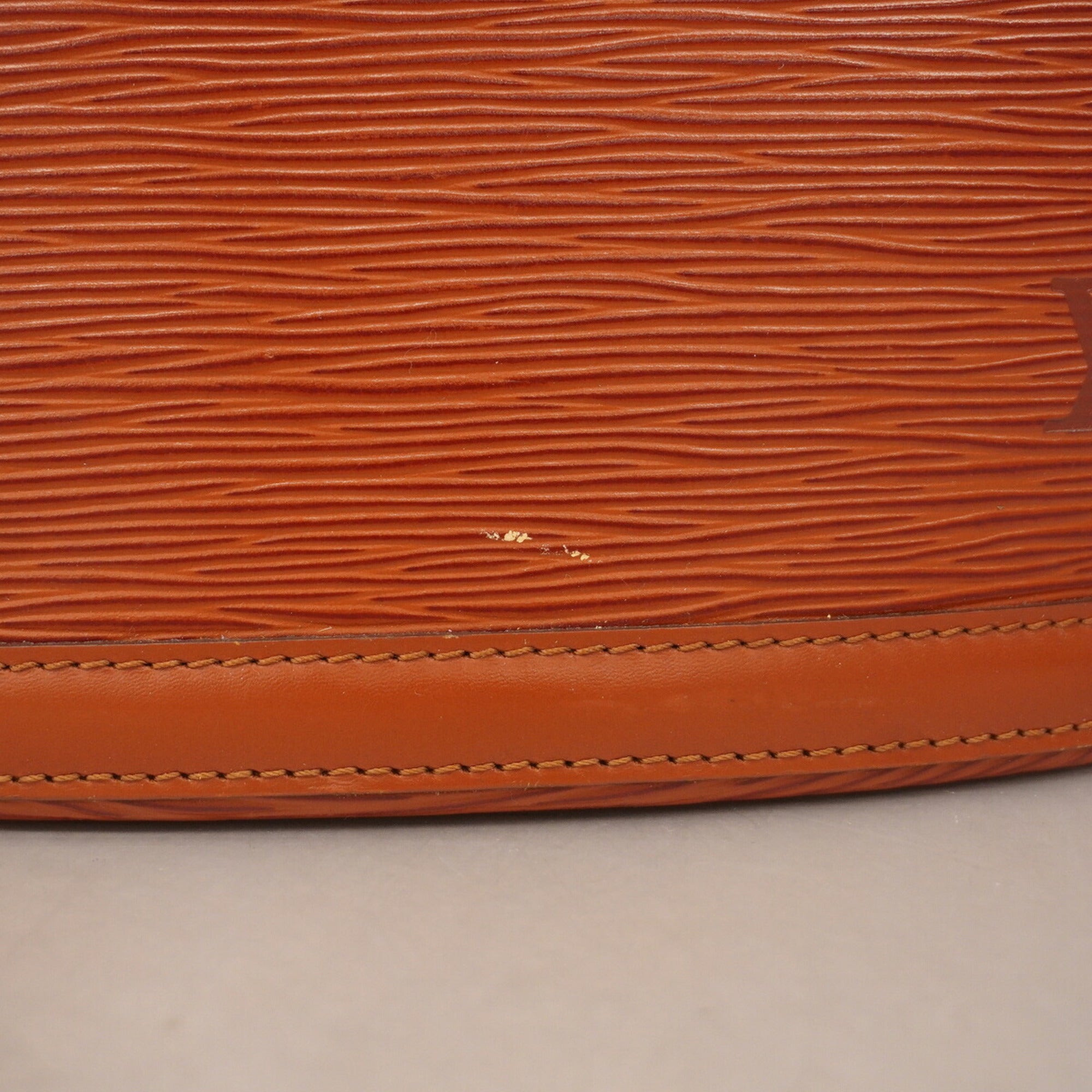 Louis Vuitton Kenyan Brown Handbag (Pre-Owned)