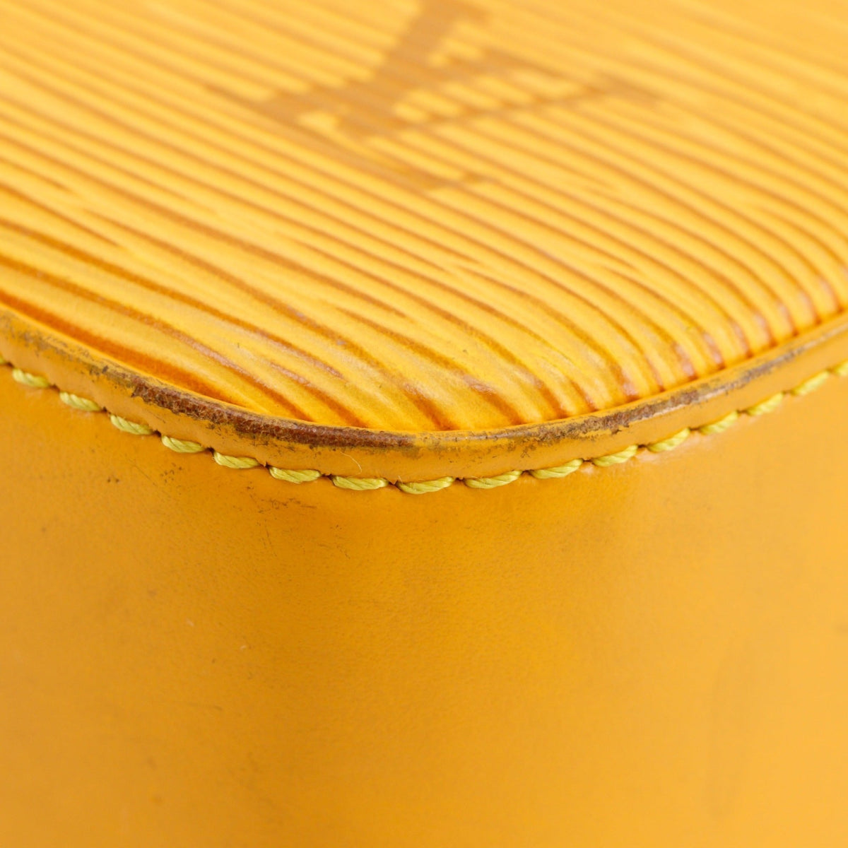 Louis Vuitton Yellow Epi Leather Shoulder Bag (Pre-Owned)