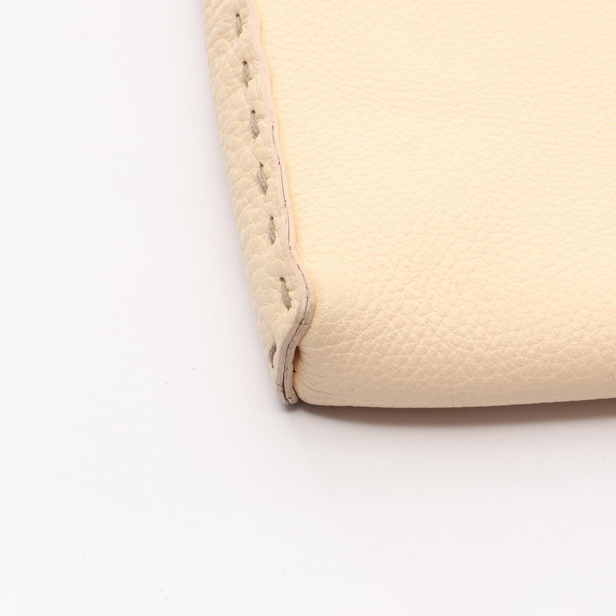 Fendi Selleria Ivory Leather Handbag Shoulder Bag (Pre-Owned)