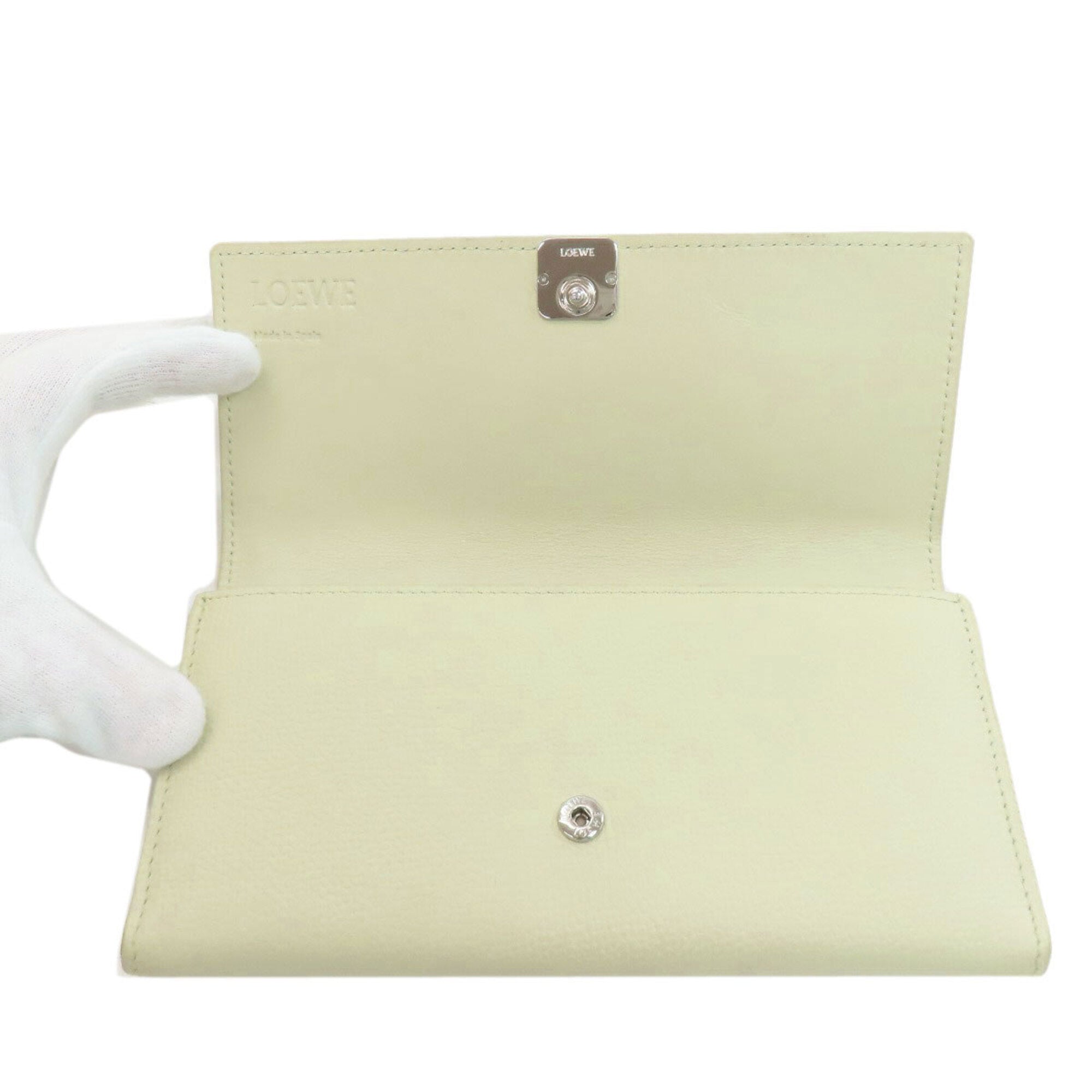 Loewe Light Green Leather Long Wallet (Bi-Fold) (Pre-Owned)