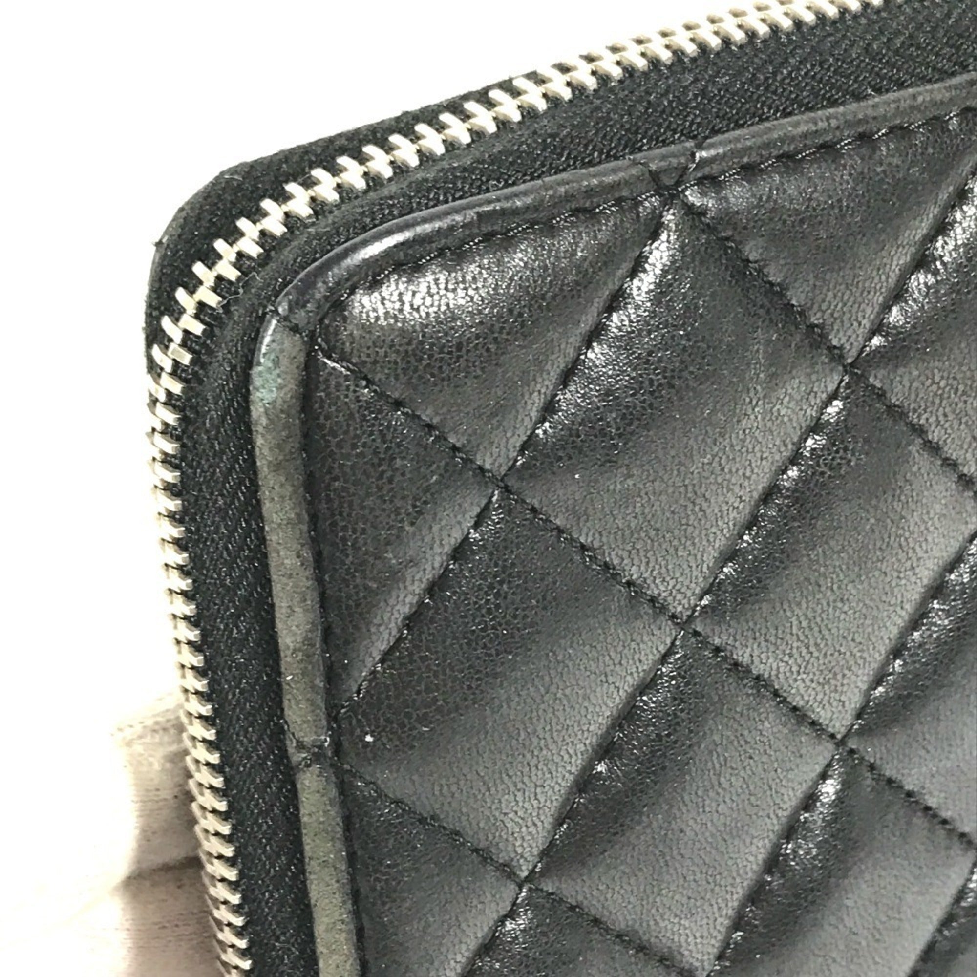 Chanel Matelasse Black Leather Long Wallet (Bi-Fold) (Pre-Owned)