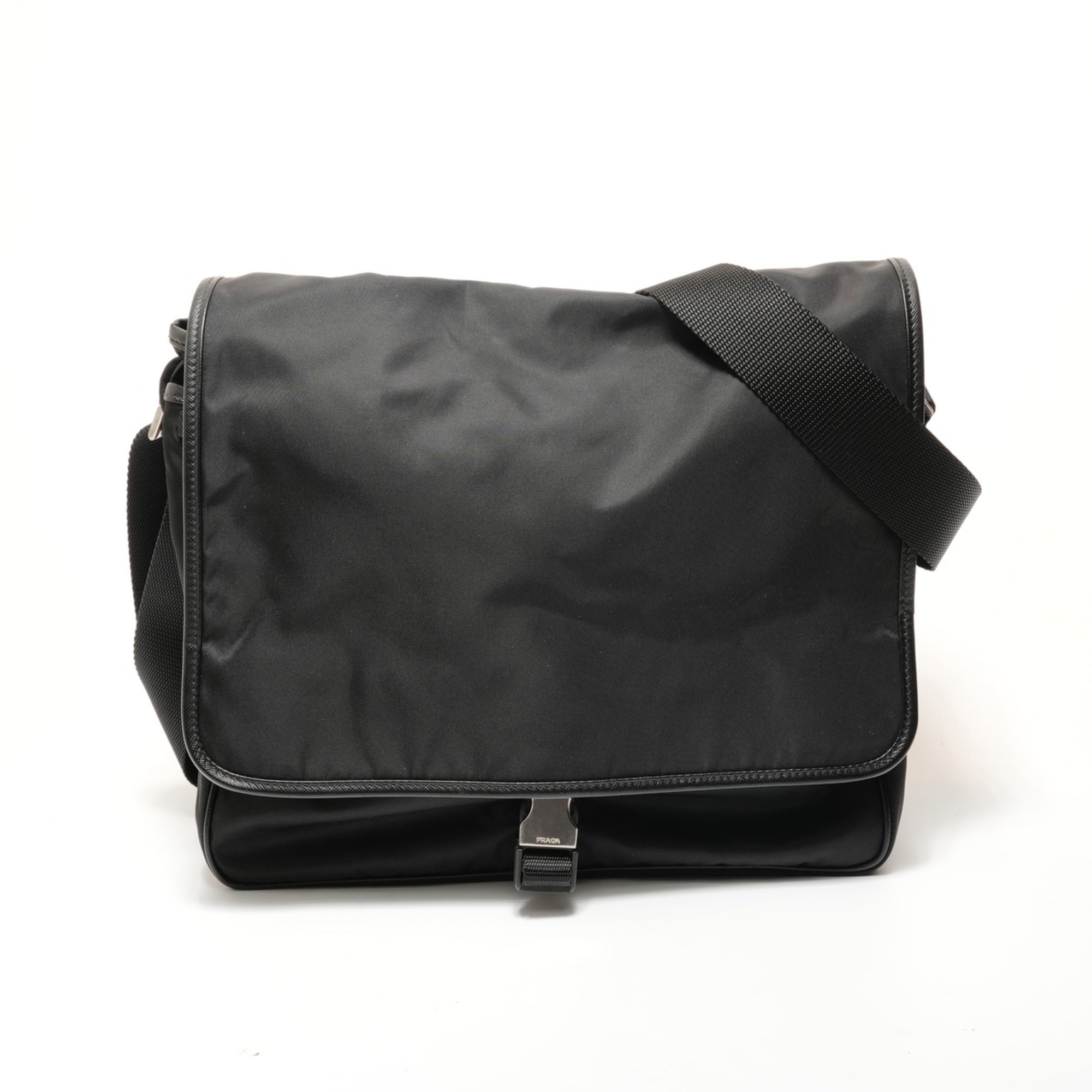 Prada Black Nylon Shoulder Bag (Pre-Owned)