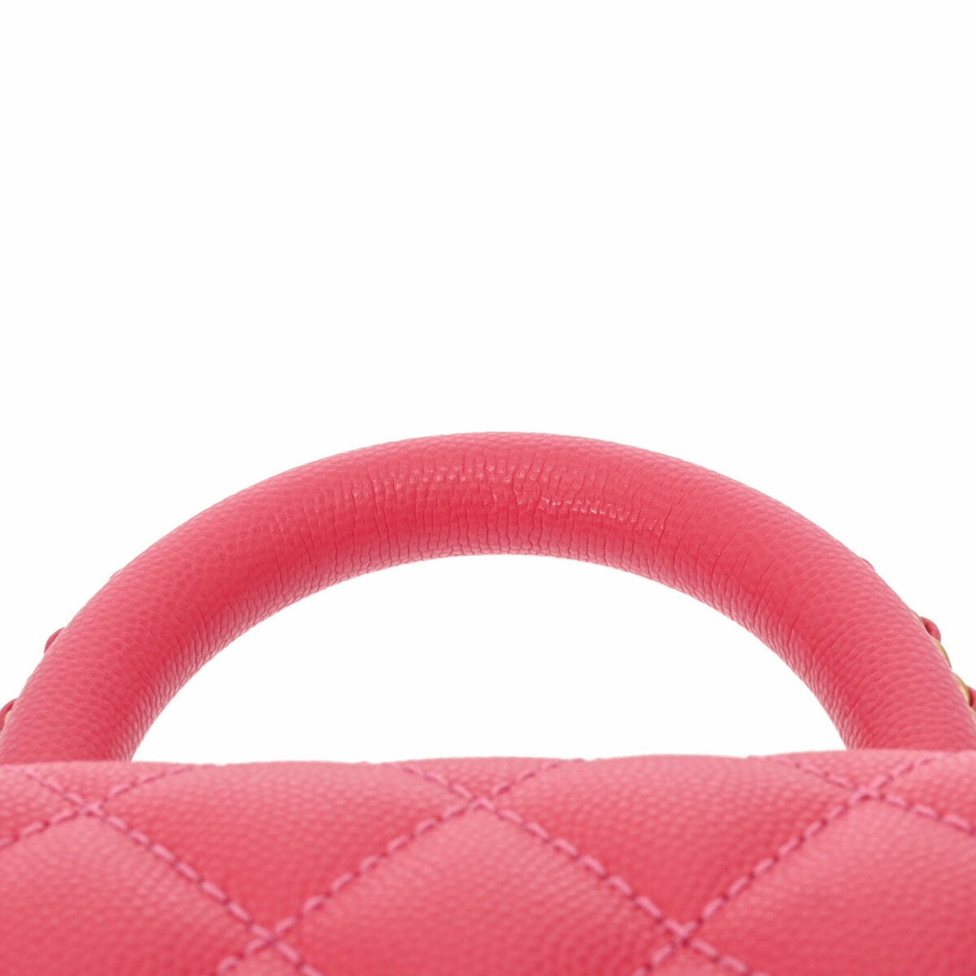 Chanel Pink Handbag (Pre-Owned)