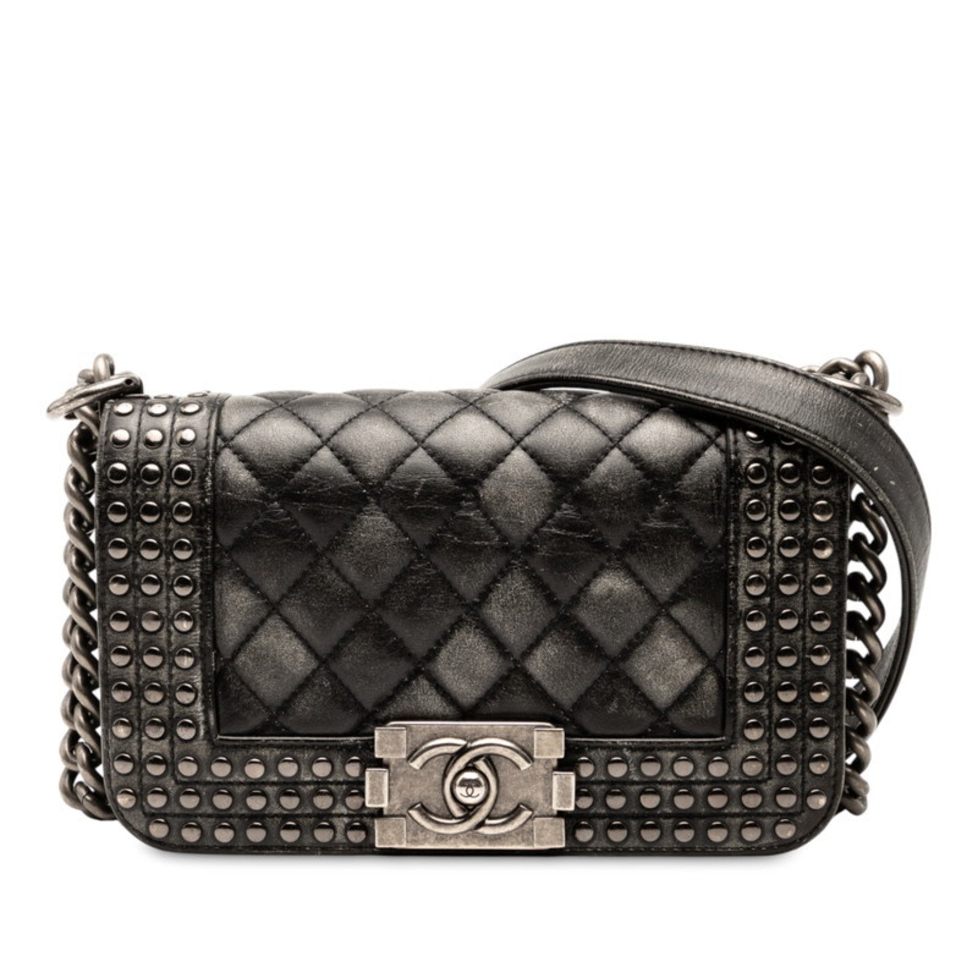 Chanel Black Leather Shoulder Bag (Pre-Owned)