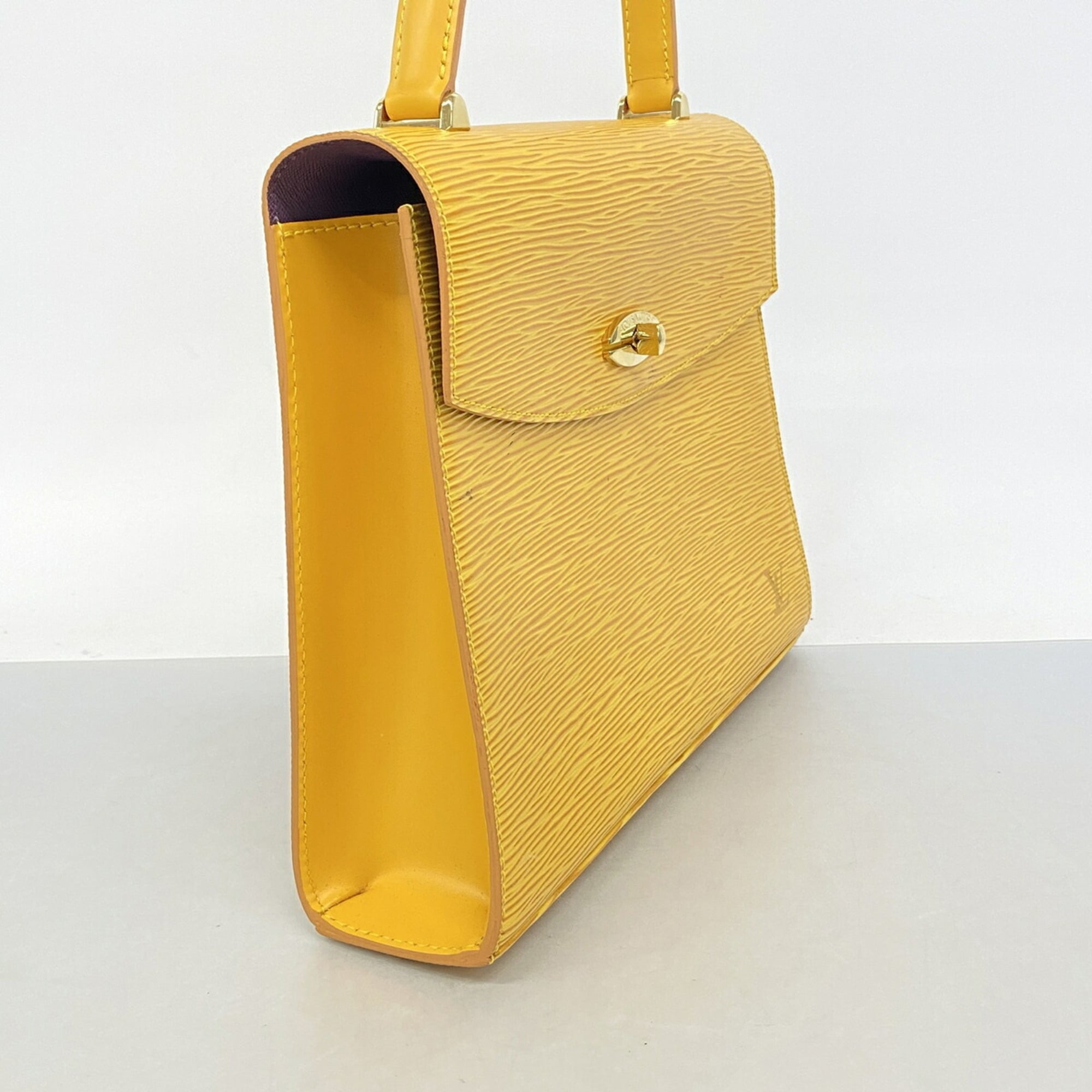 Louis Vuitton Jaune Handbag (Pre-Owned)