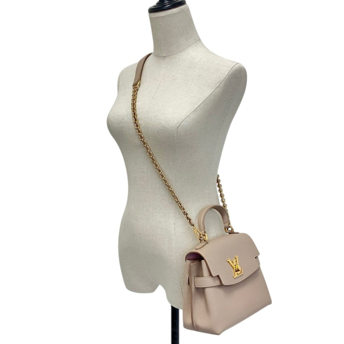 Louis Vuitton Grayish Leather Shoulder Bag (Pre-Owned)
