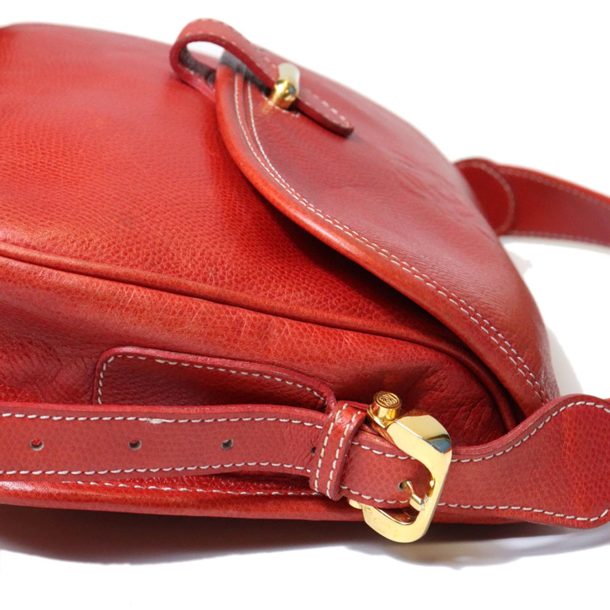 Loewe Red Color Leather Shoulder Bag (Pre-Owned)