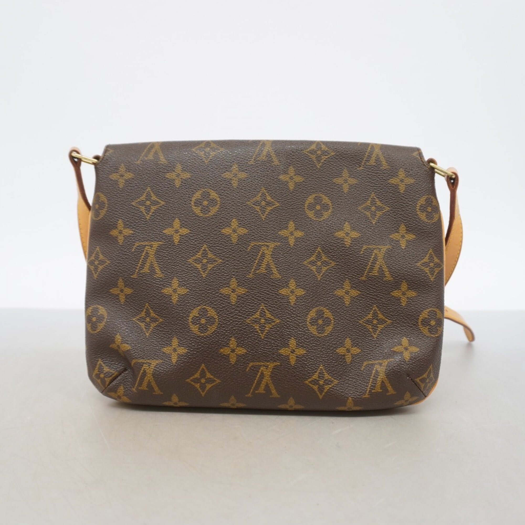 Louis Vuitton Brown Shoulder Bag (Pre-Owned)