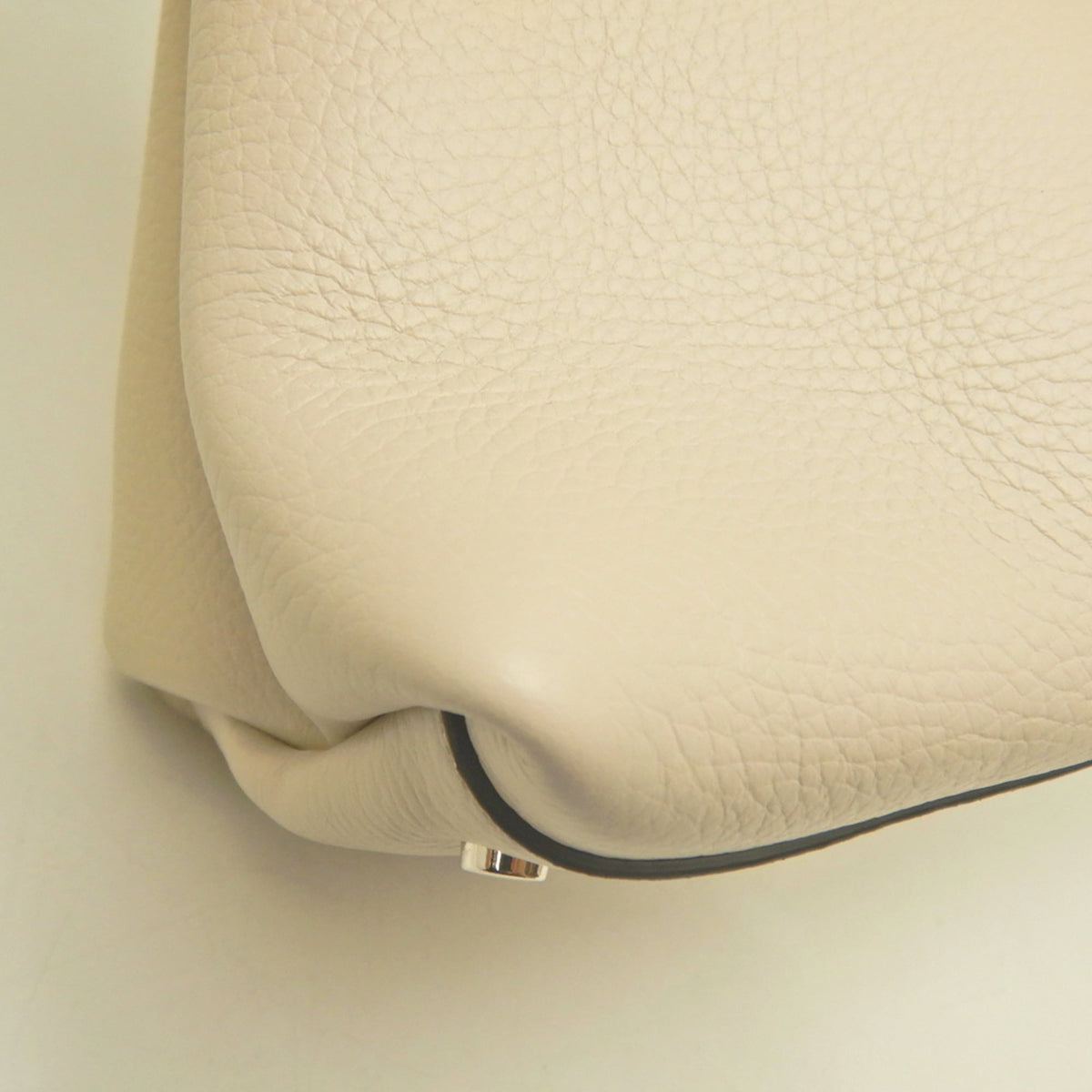 Tod's Brown Leather Handbag (Pre-Owned)