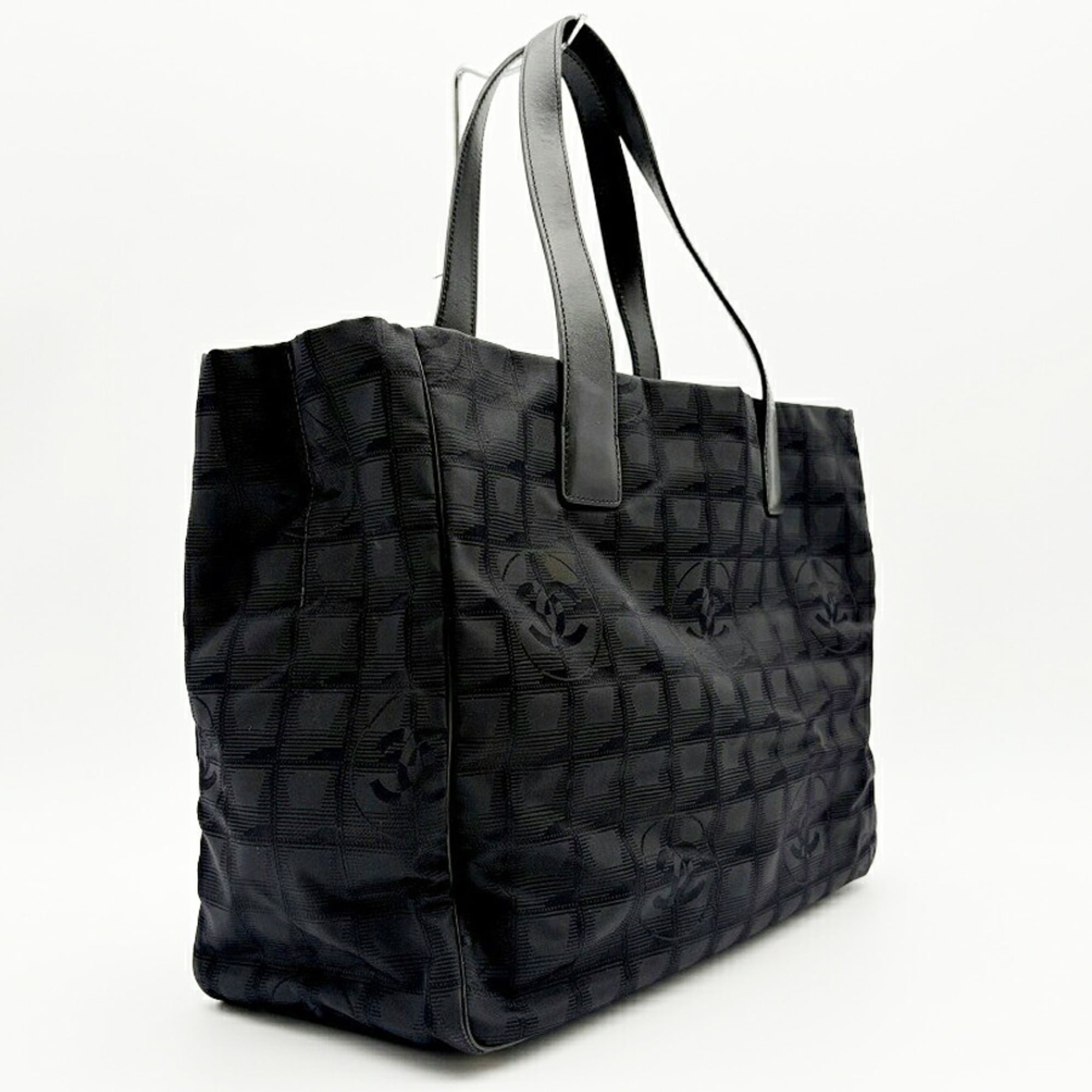 Chanel Black Nylon Jacquard Leather Tote Bag (Pre-Owned)
