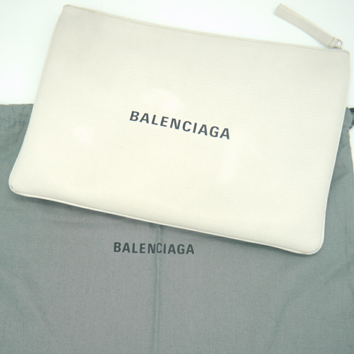 Balenciaga White Leather Clutch Bag (Pre-Owned)