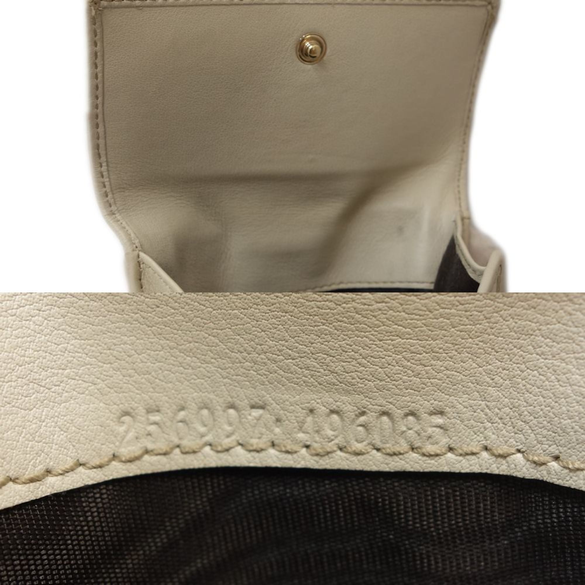 Gucci Ivory Leather Wallet (Bi-Fold) (Pre-Owned)