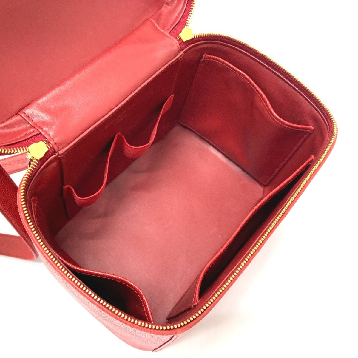 Chanel Red Leather Shoulder Bag (Pre-Owned)