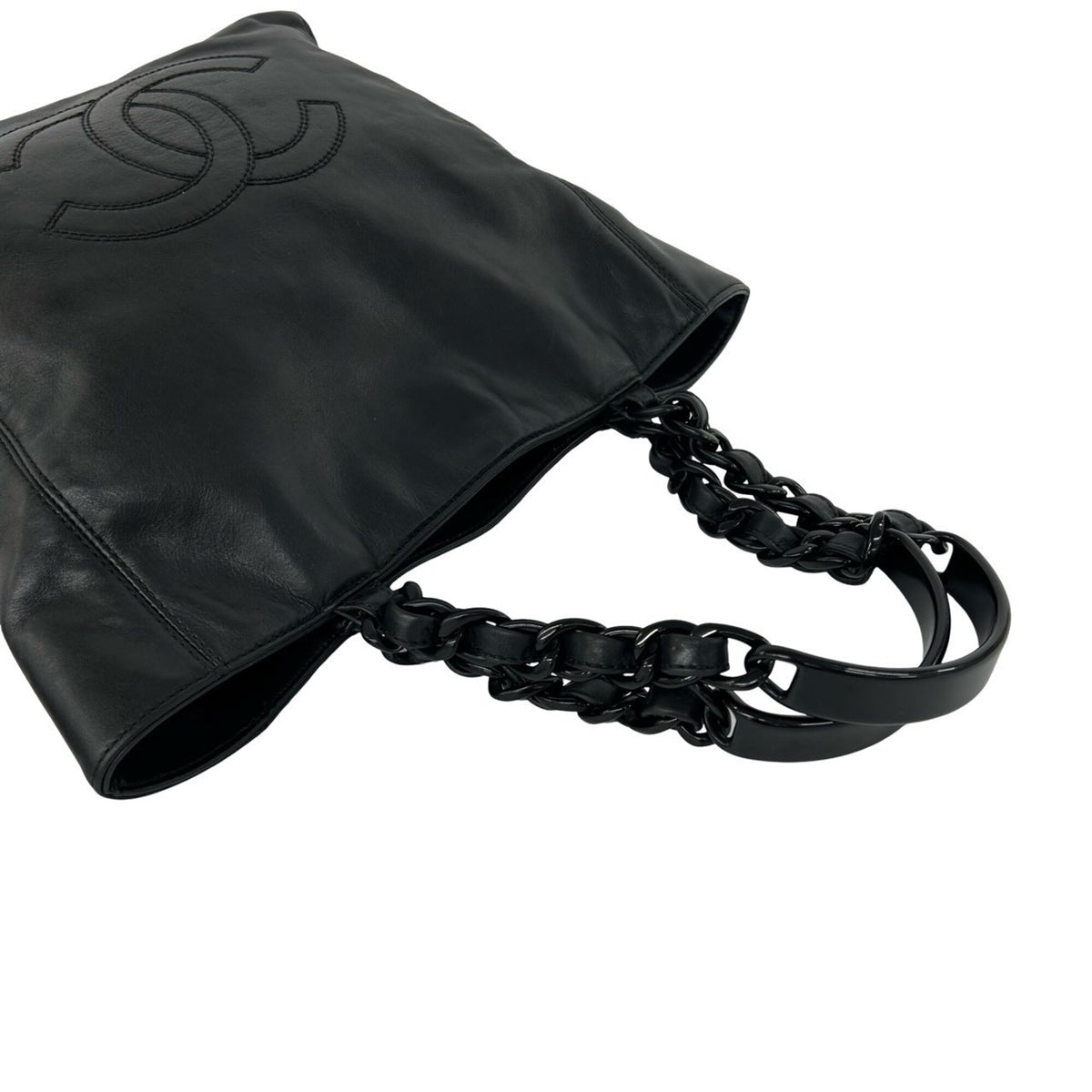 Chanel Black Leather Plastic Handbag (Pre-Owned)