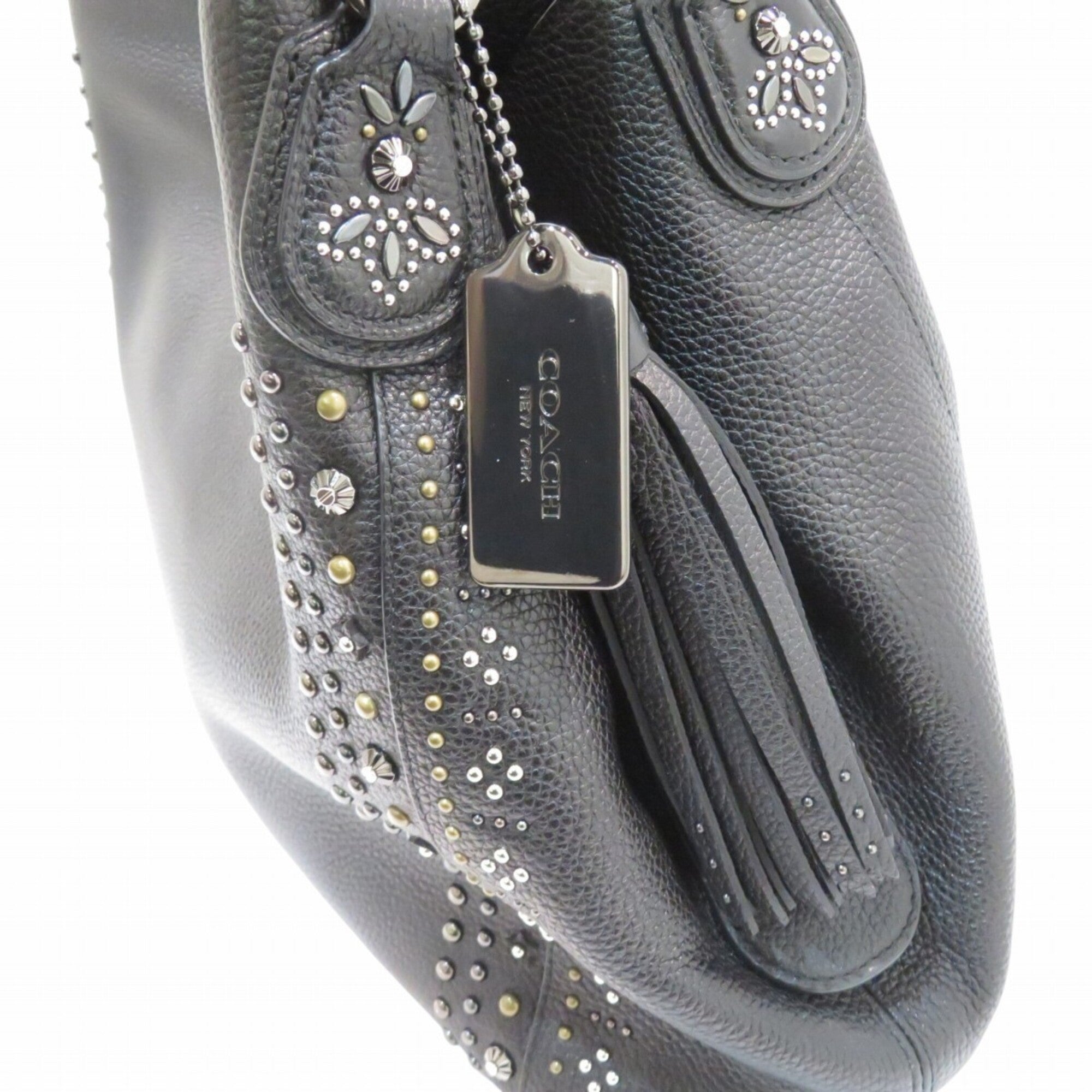 Coach Black Leather Shoulder Bag (Pre-Owned)