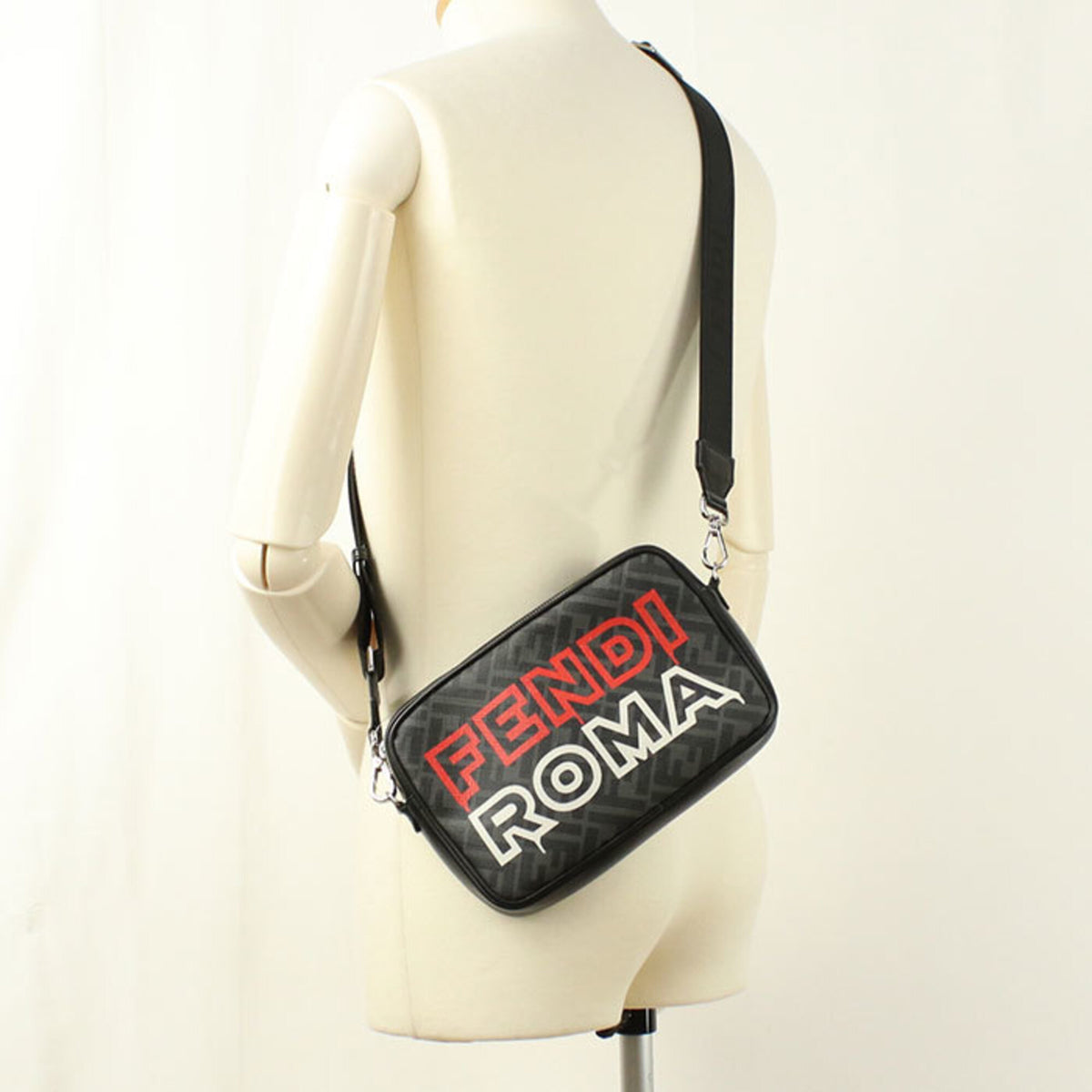 Fendi Black Pvc Shoulder Bag (Pre-Owned)