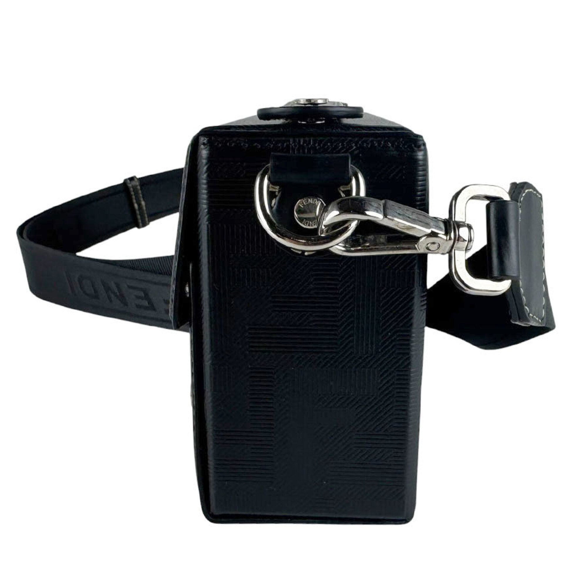 Fendi Black Leather Shoulder Bag (Pre-Owned)