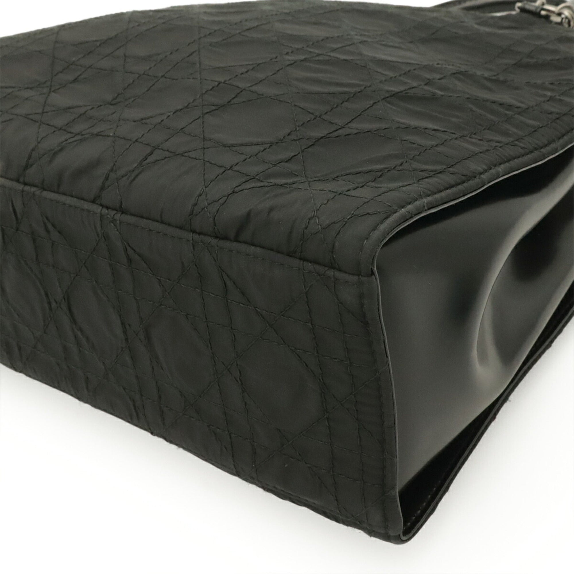 Christian Dior Black Nylon Handbag Tote Bag (Pre-Owned)
