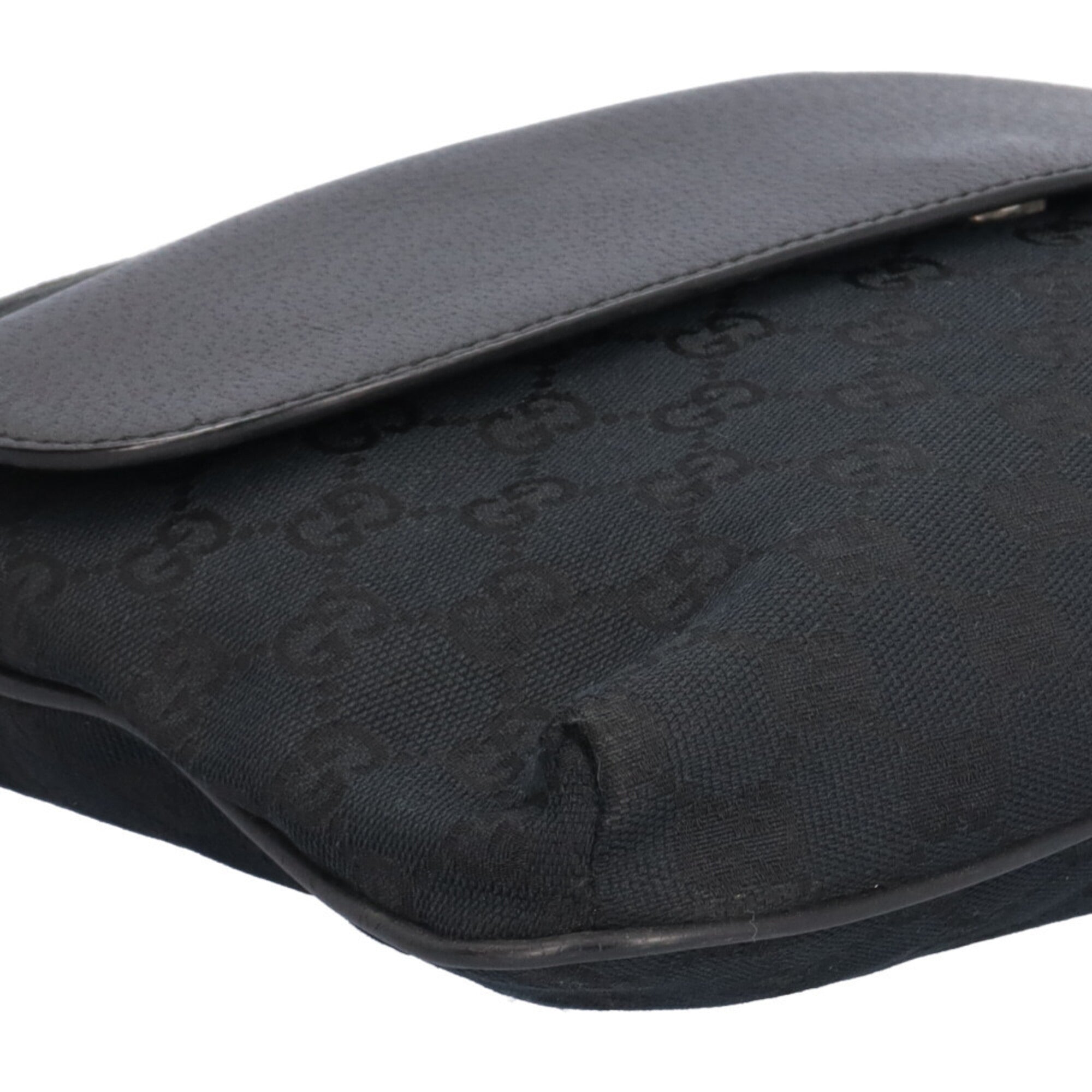 Gucci Black Gg Canvas Shoulder Bag (Pre-Owned)