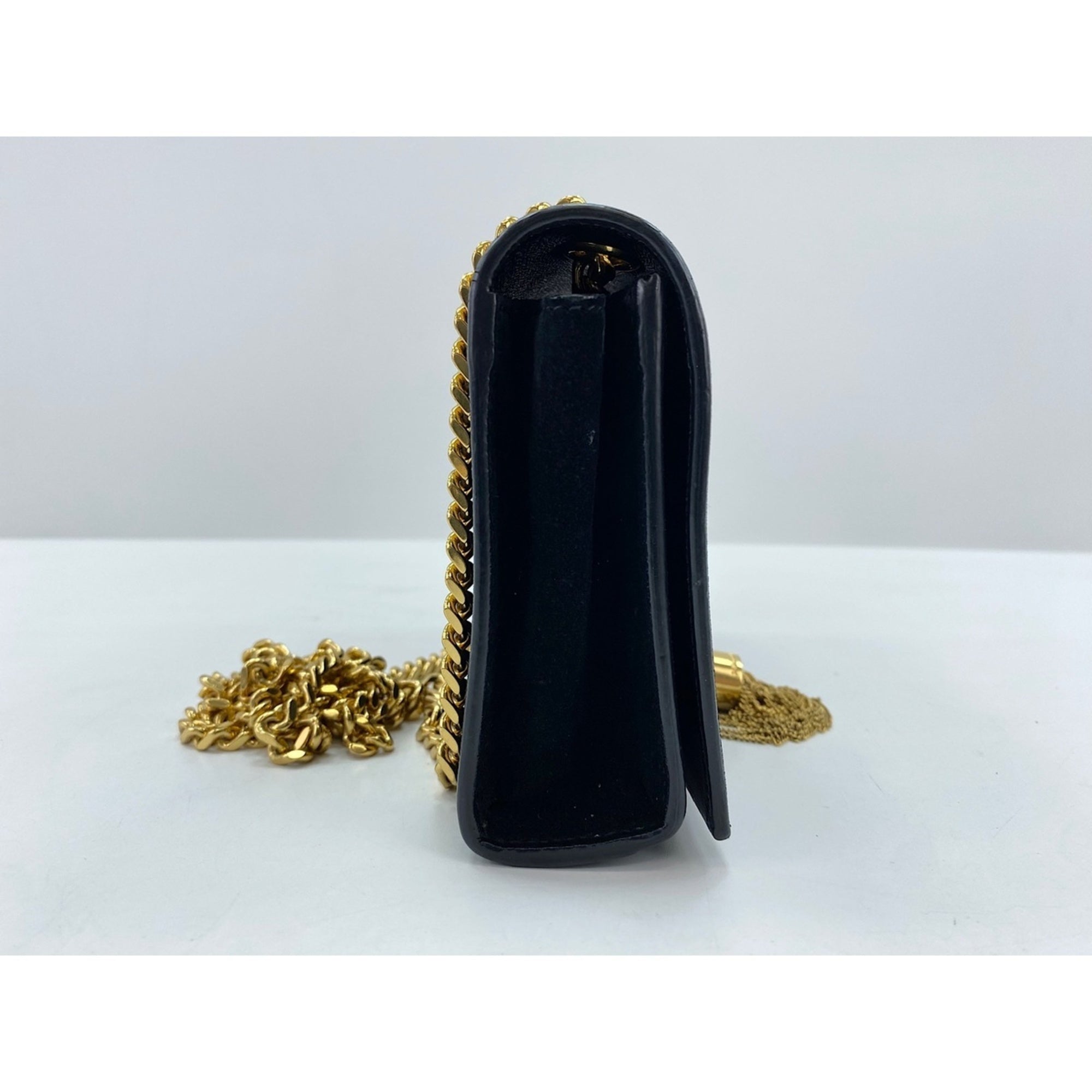 Yves Saint Laurent Black Shoulder Bag (Pre-Owned)