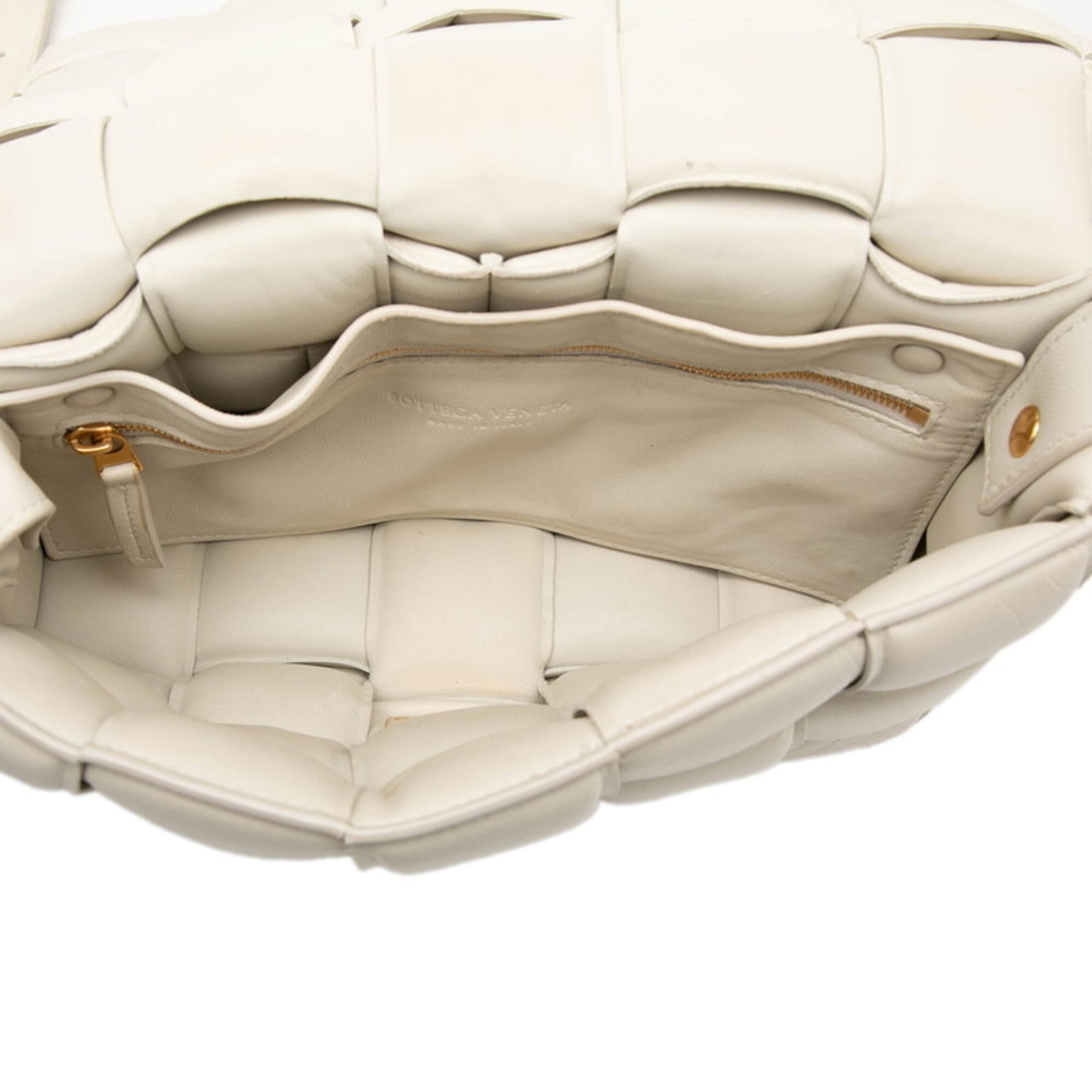 Bottega Veneta Ivory Leather Shoulder Bag (Pre-Owned)