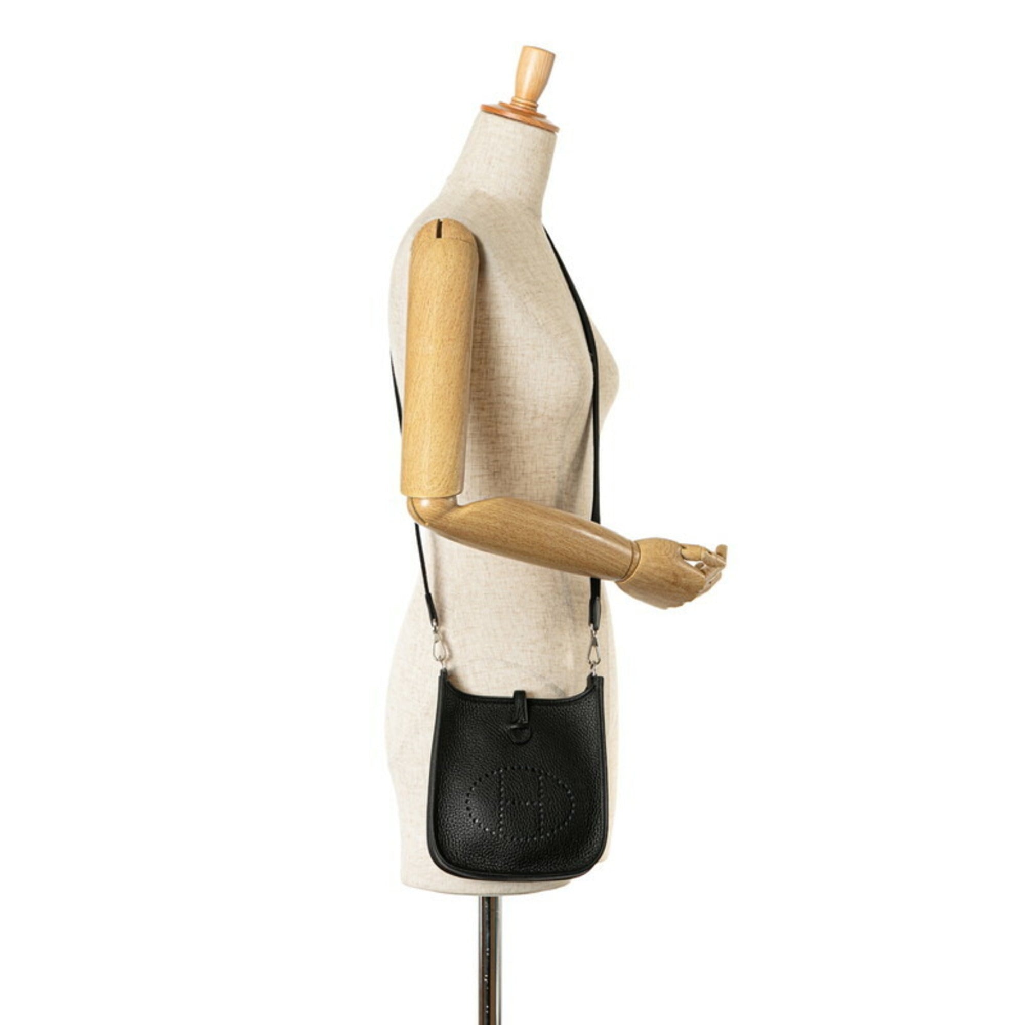 Hermes Evelyne Black Taurillon Clemence Leather Shoulder Bag (Pre-Owned)