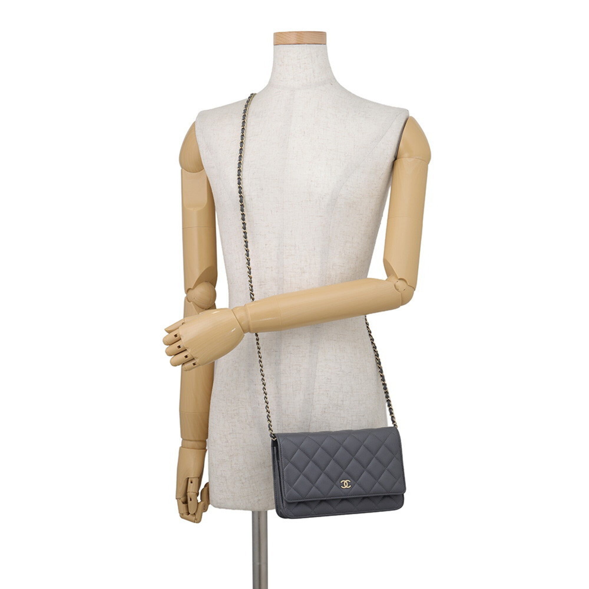 Chanel Gray Grained Calfskin Chain/Shoulder Wallet (Pre-Owned)