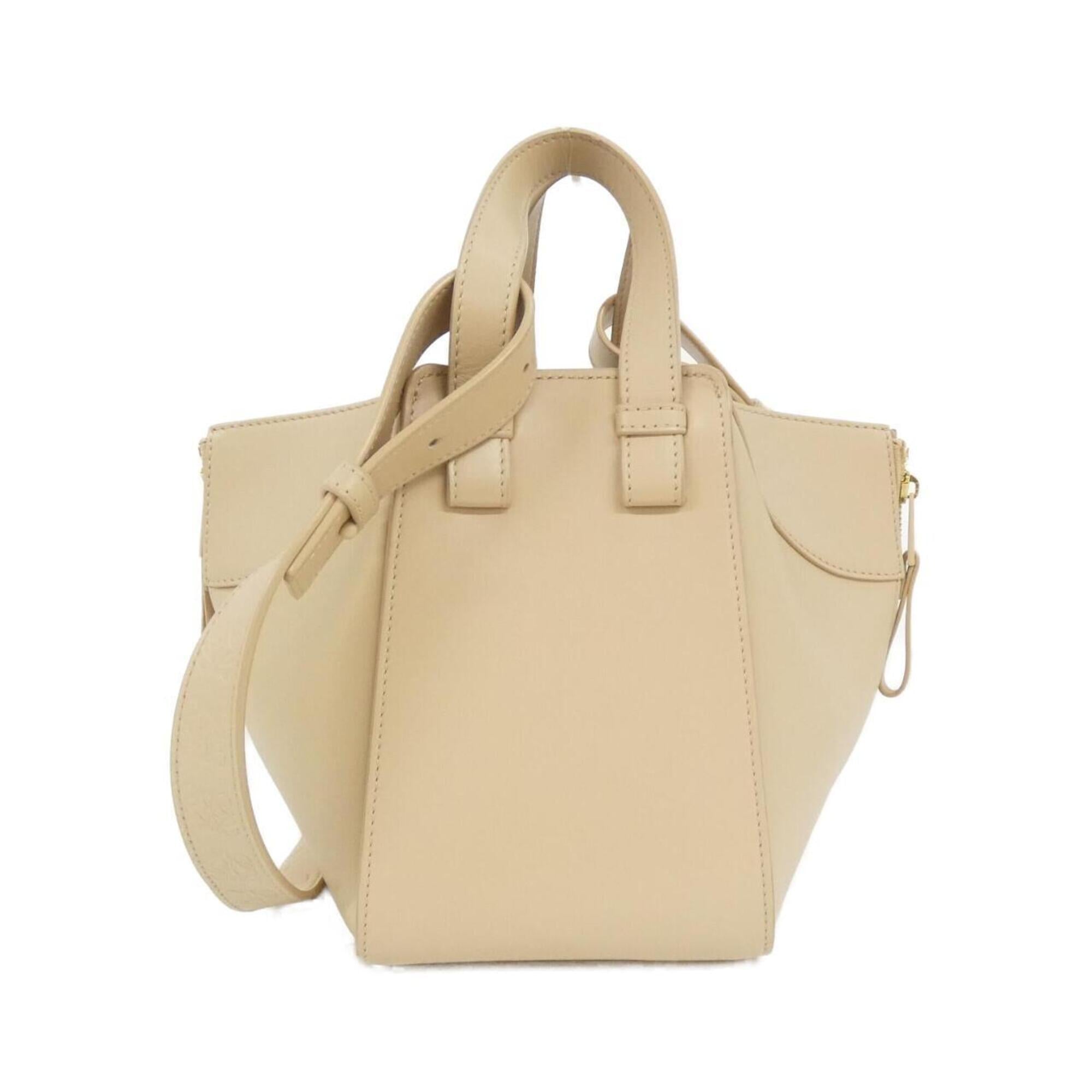 Loewe Beige Leather Shoulder Bag (Pre-Owned)