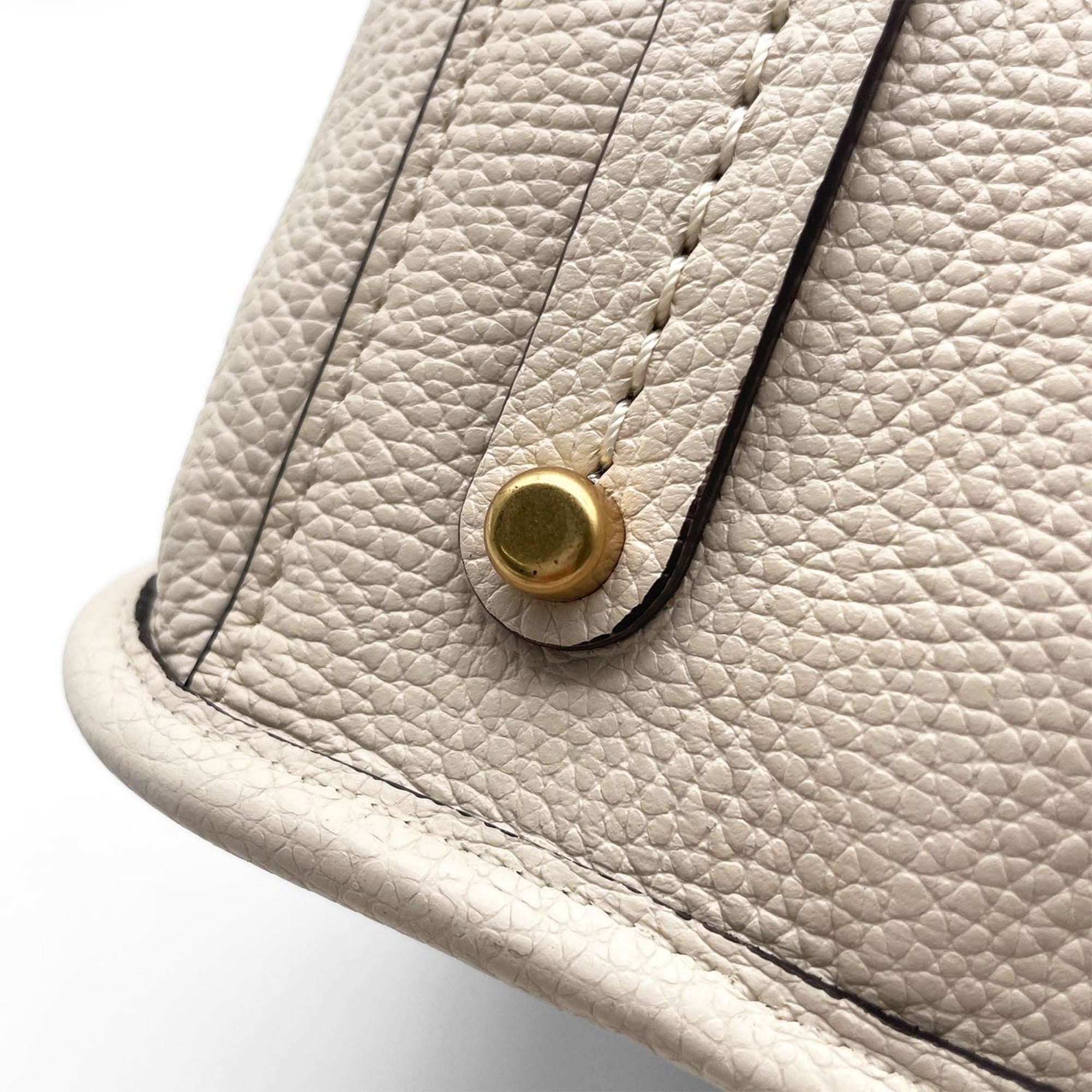 Coach Beige Gold Leather Shoulder Bag Tote Bag (Pre-Owned)