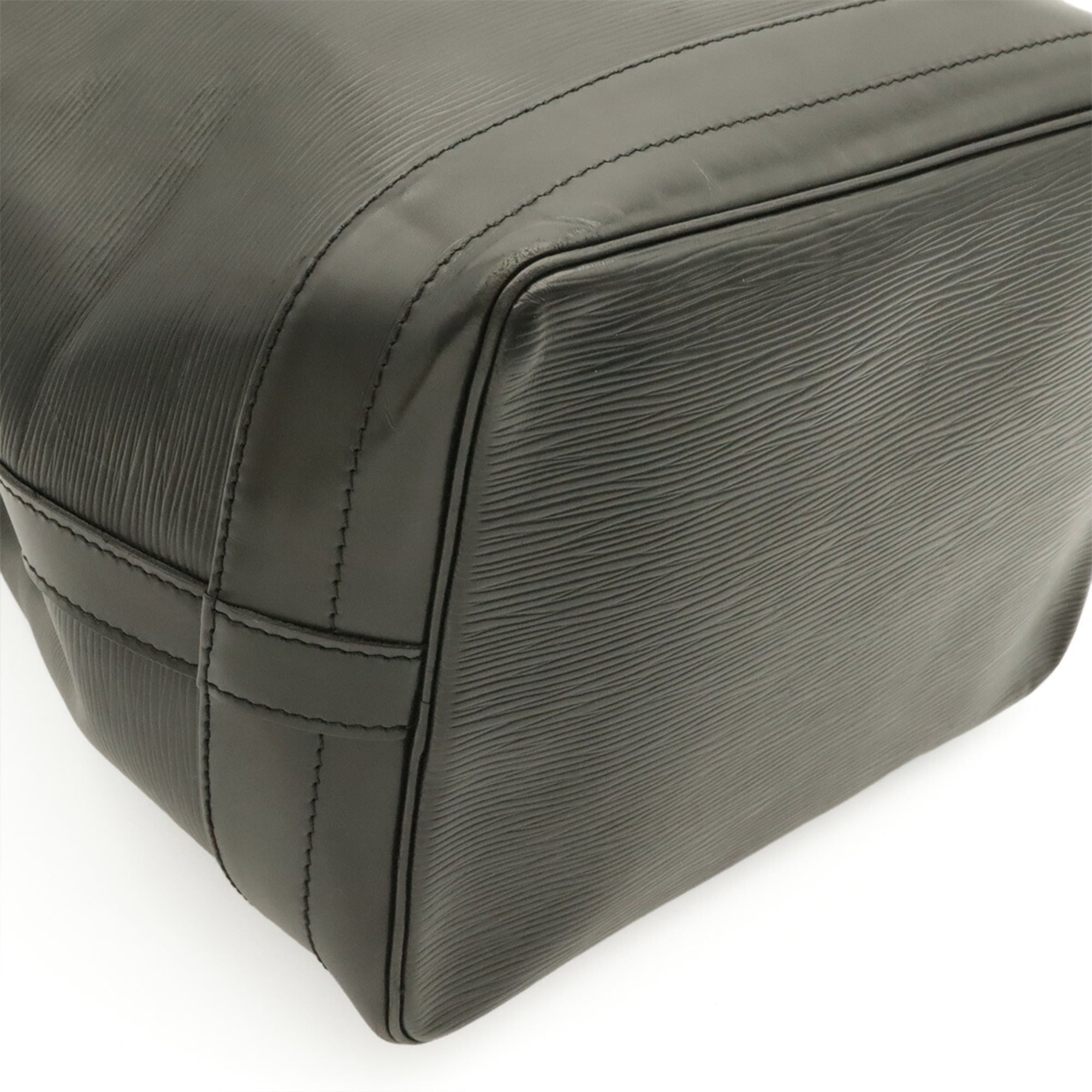 Louis Vuitton Noir Epi Leather Shoulder Bag (Pre-Owned)
