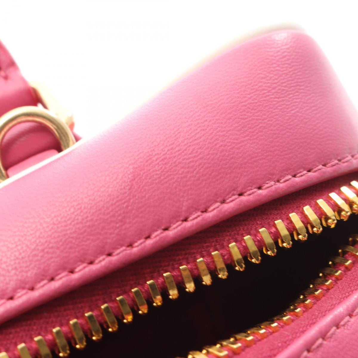 Miu Miu Matelasse Pink White Leather Handbag (Pre-Owned)