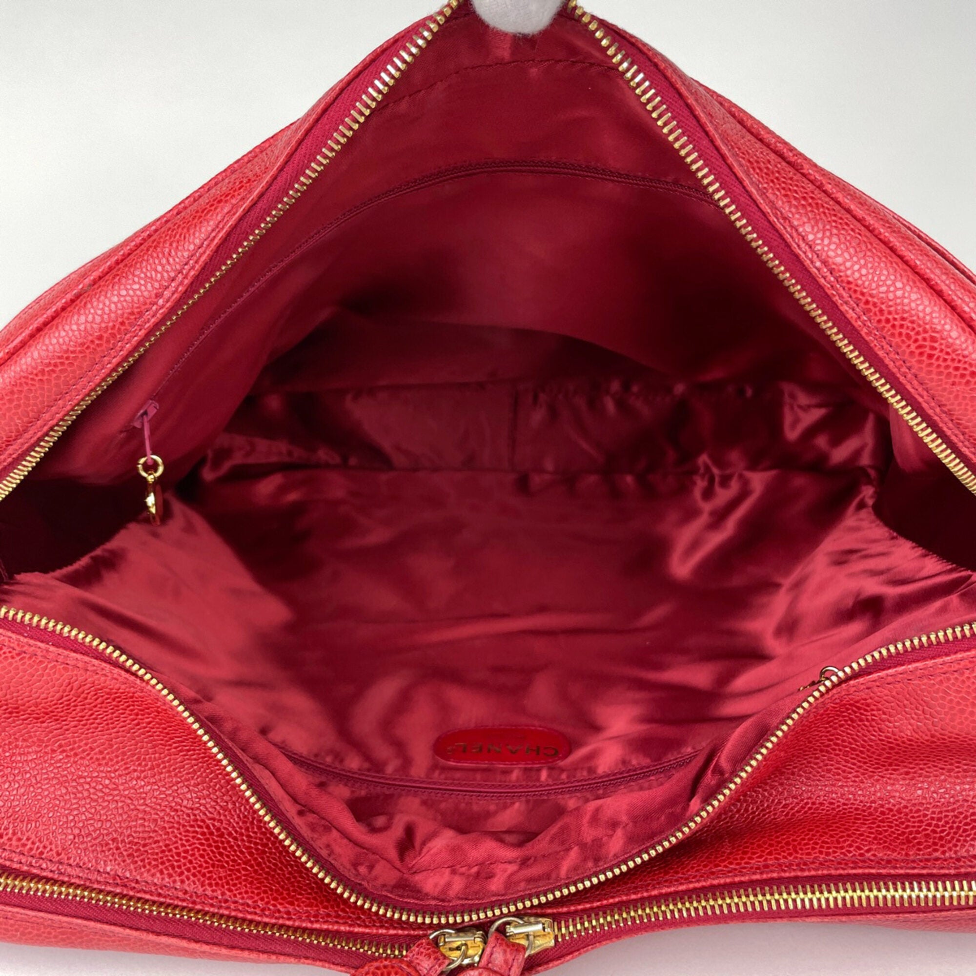 Chanel Red Color Grained Calfskin Shoulder Bag (Pre-Owned)
