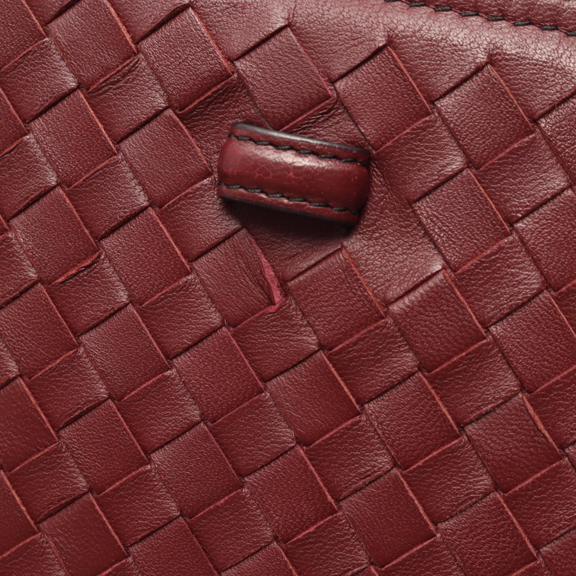 Bottega Veneta Bordeaux Intrecciato Handbag Shoulder Bag (Pre-Owned)