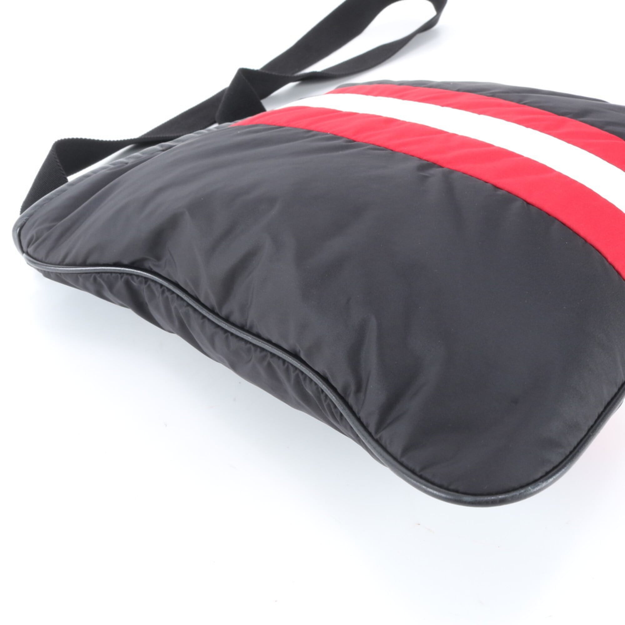 Bally Black Red Color White Leather Nylon Messenger Bag Shoulder Bag (Pre-Owned)