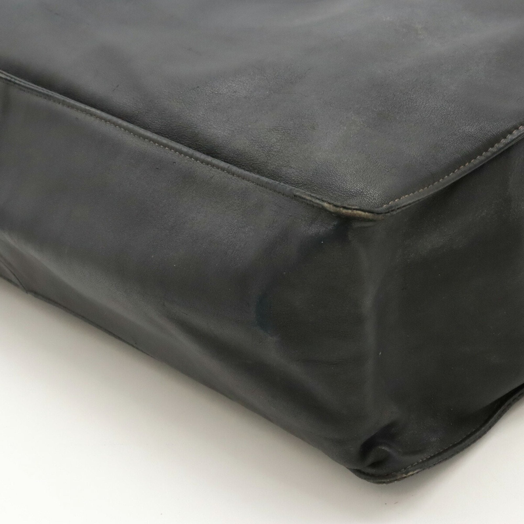 Chanel Black Leather Shoulder Bag Tote Bag (Pre-Owned)