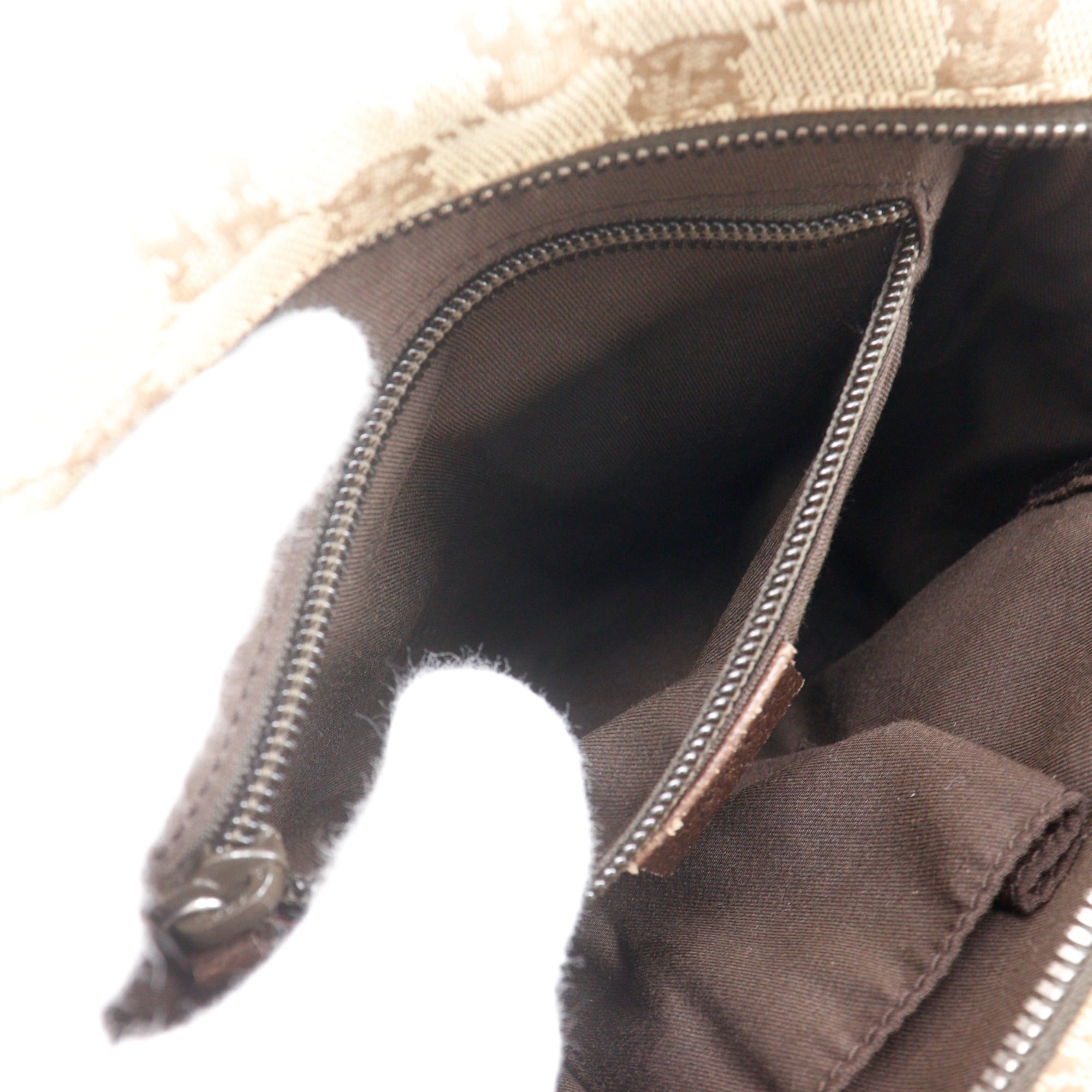Gucci Brown Gg Canvas Shoulder Bag (Pre-Owned)