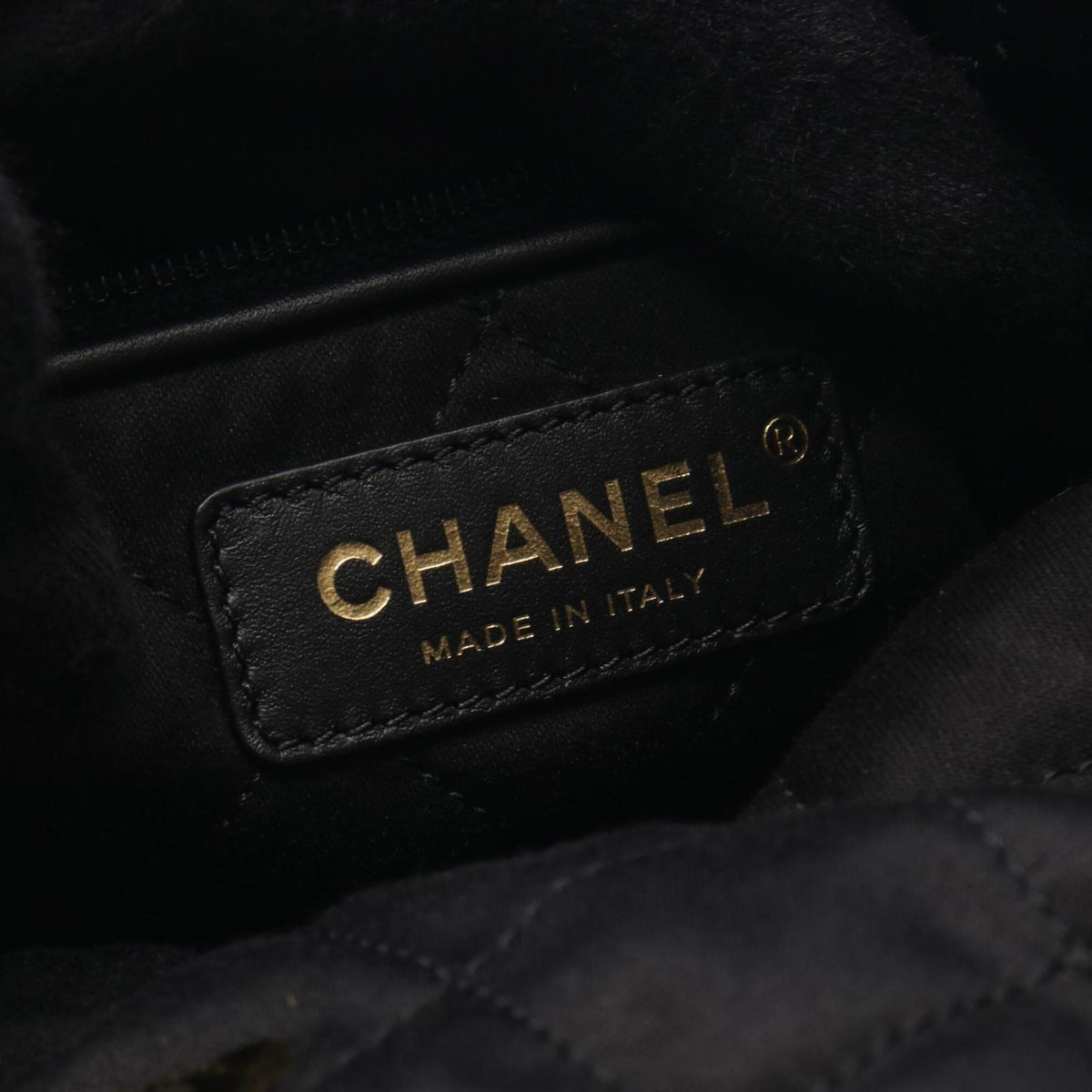 Chanel Black Leather Backpack Handbag (Pre-Owned)