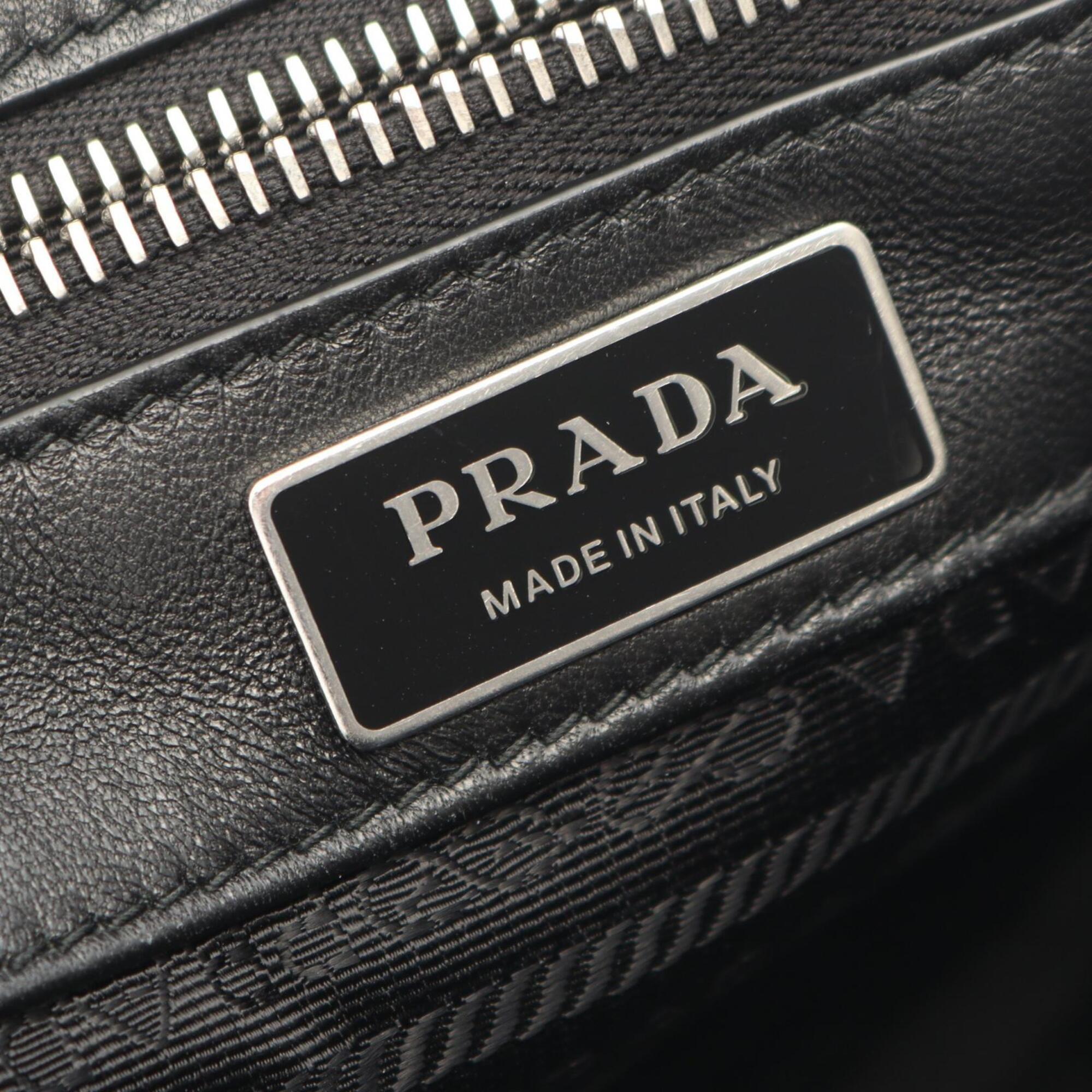 Prada Black Leather Shoulder Bag (Pre-Owned)