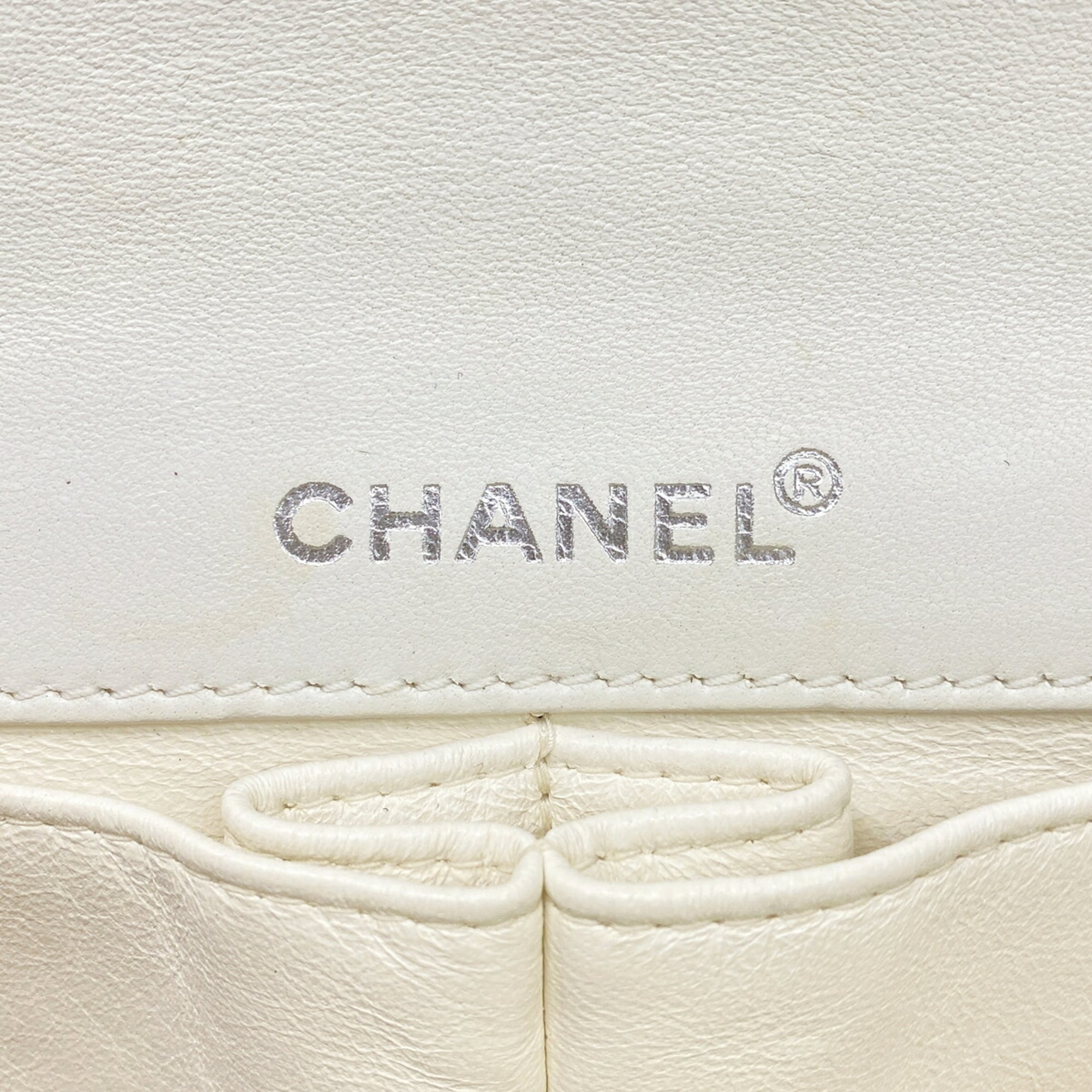 Chanel Black White Patent Leather Shoulder Bag (Pre-Owned)