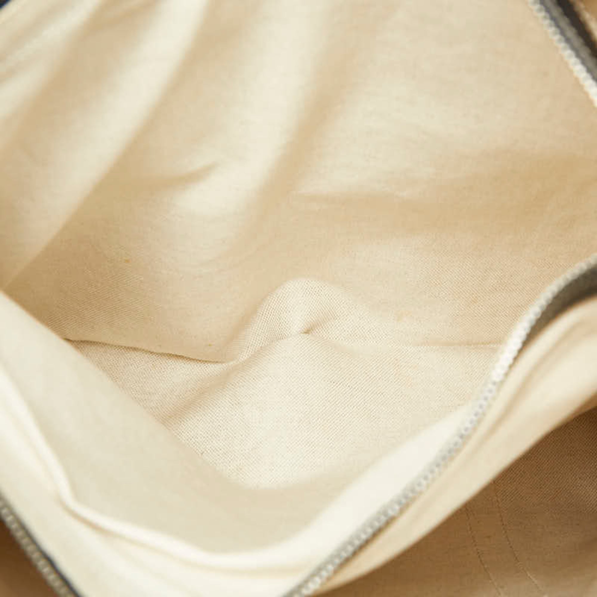 Gucci Beige Pvc Leather Tote Bag (Pre-Owned)