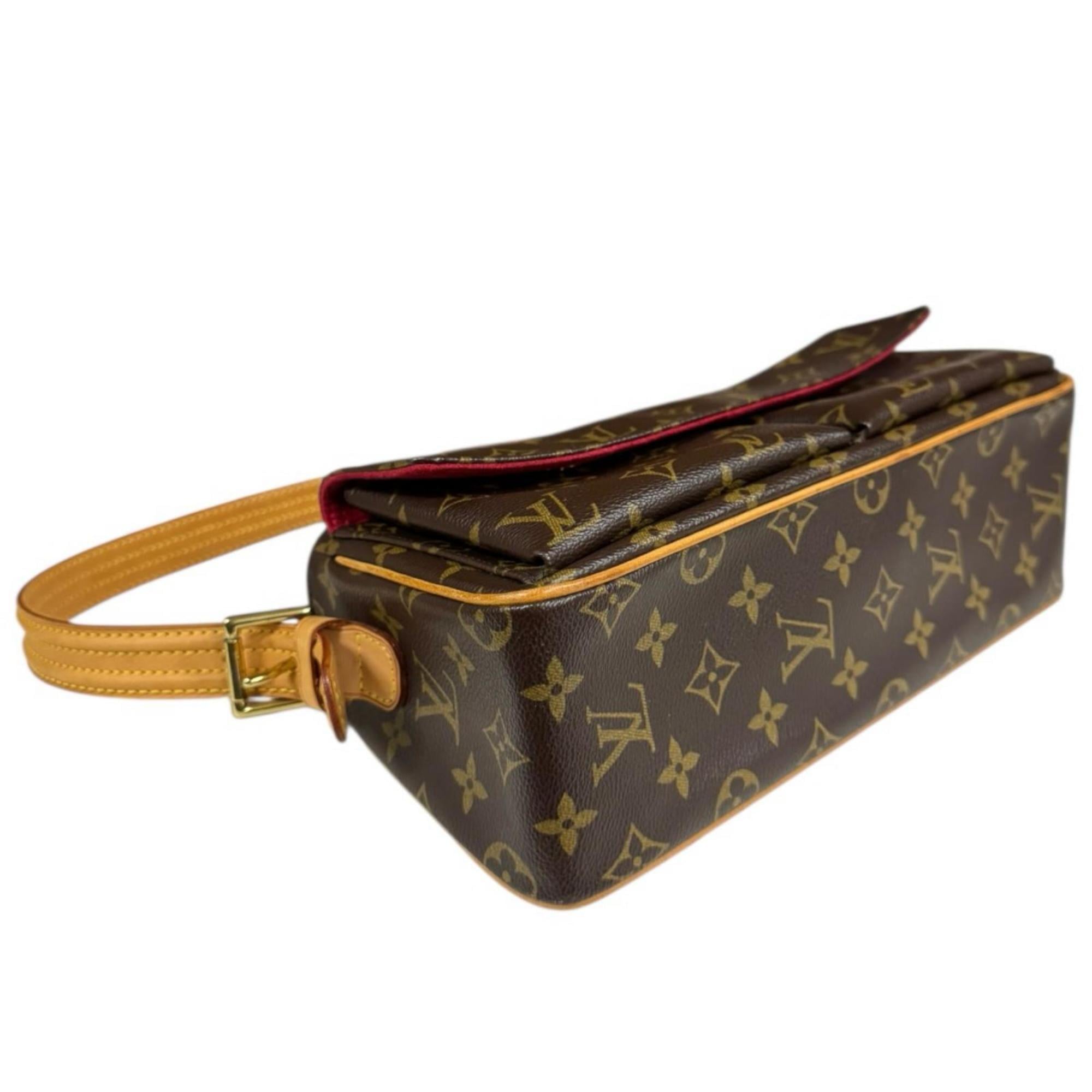 Louis Vuitton Brown Monogram Canvas Shoulder Bag (Pre-Owned)