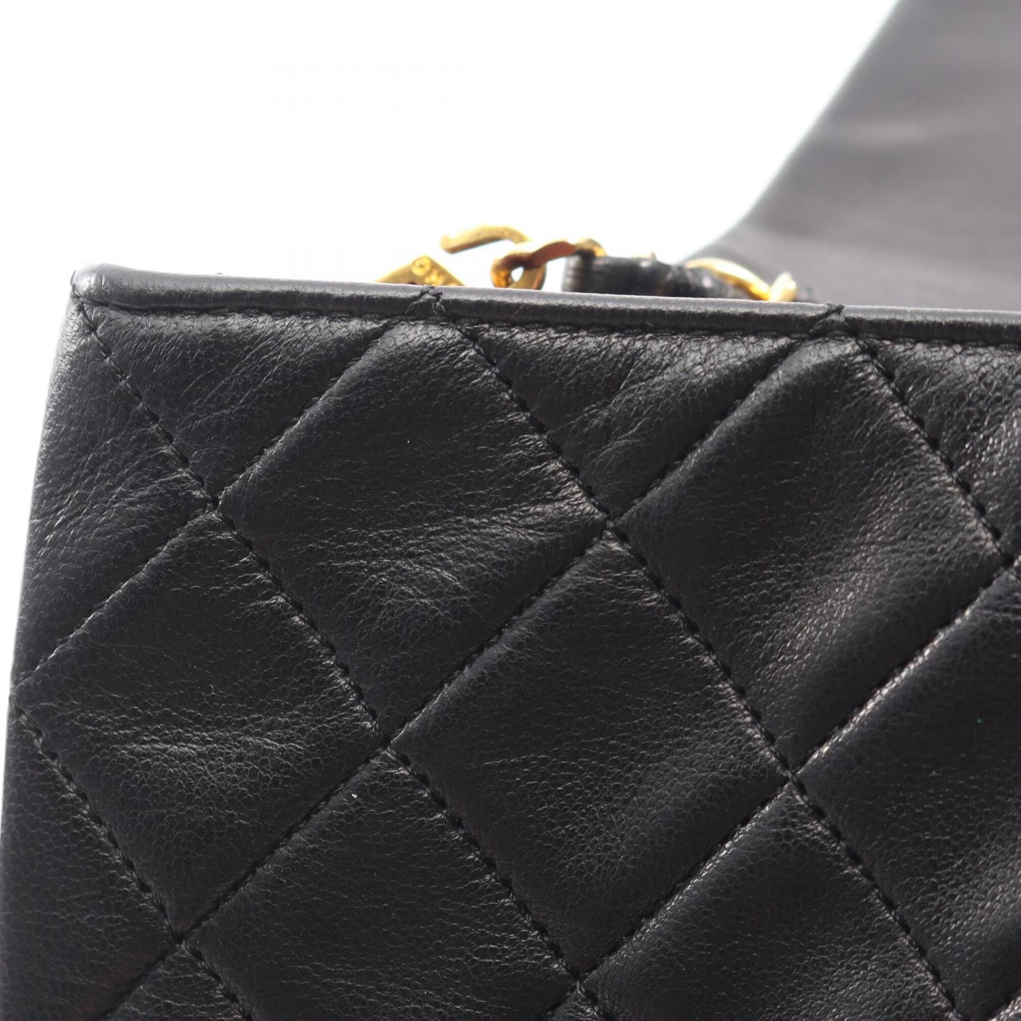 Chanel Black Leather Handbag Shoulder Bag (Pre-Owned)