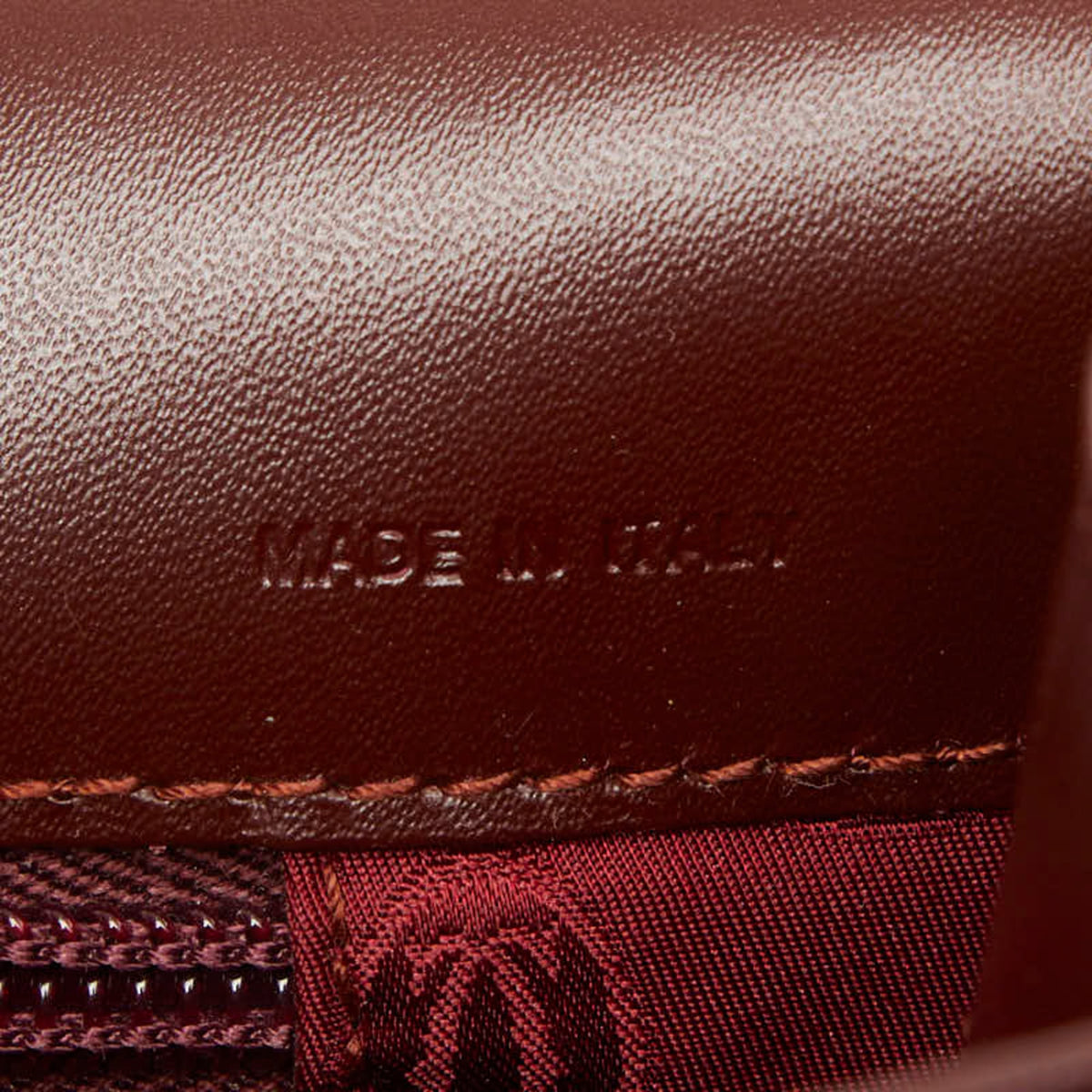 Cartier Must Wine Red Leather Handbag (Pre-Owned)
