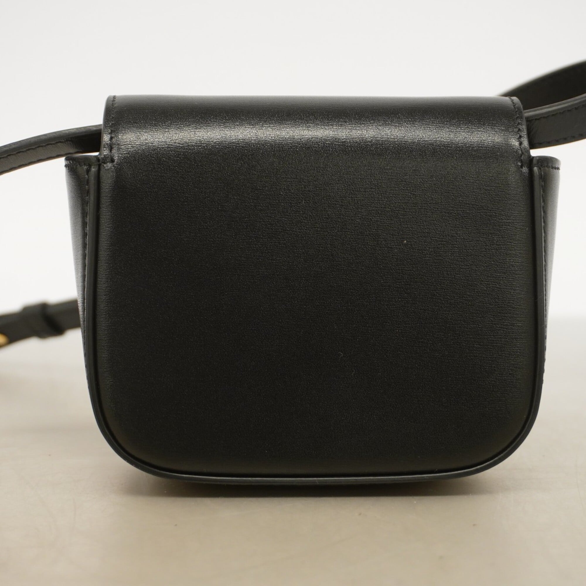 Celine Black Leather Shoulder Bag (Pre-Owned)