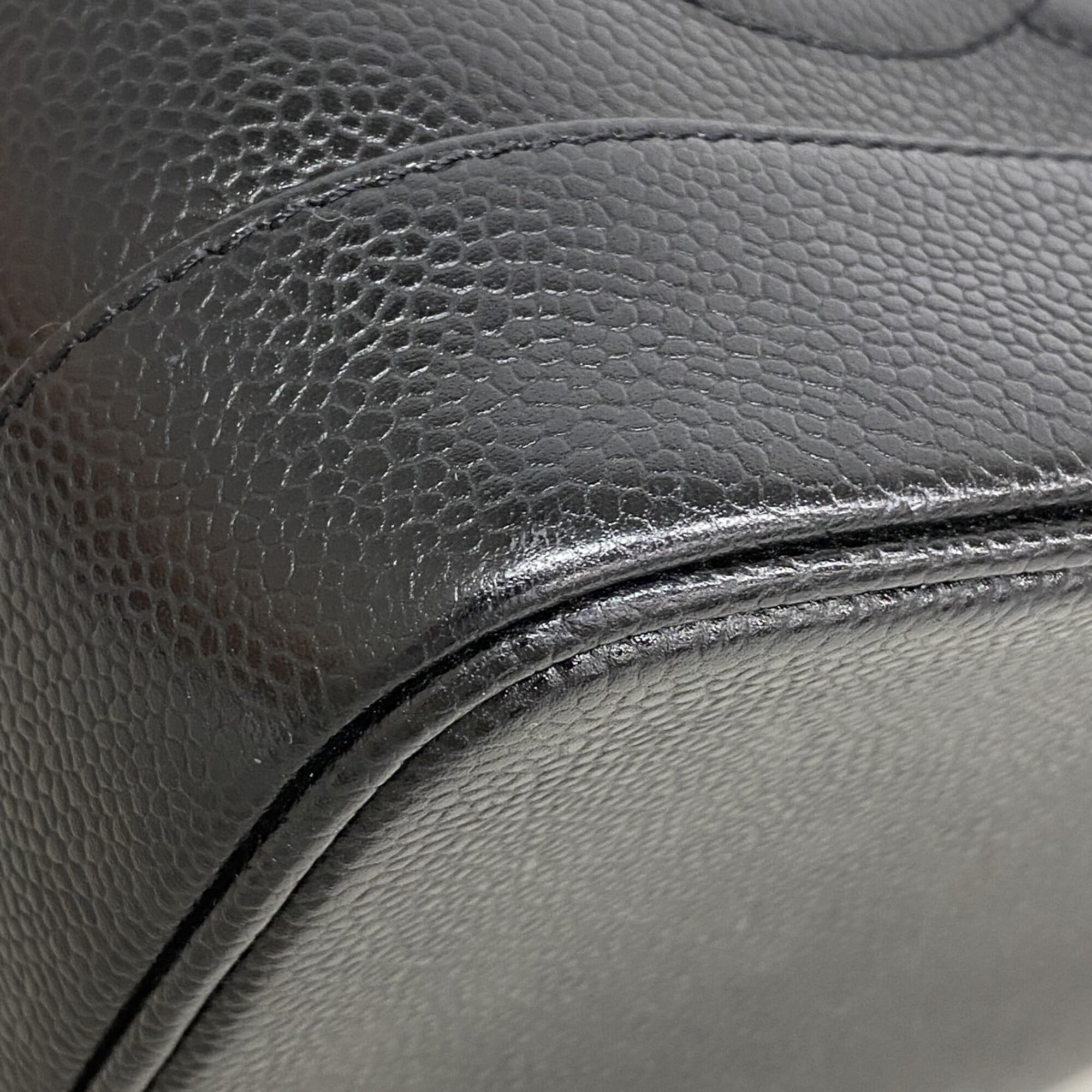 Chanel Black Grained Calfskin Vanity Bag (Pre-Owned)
