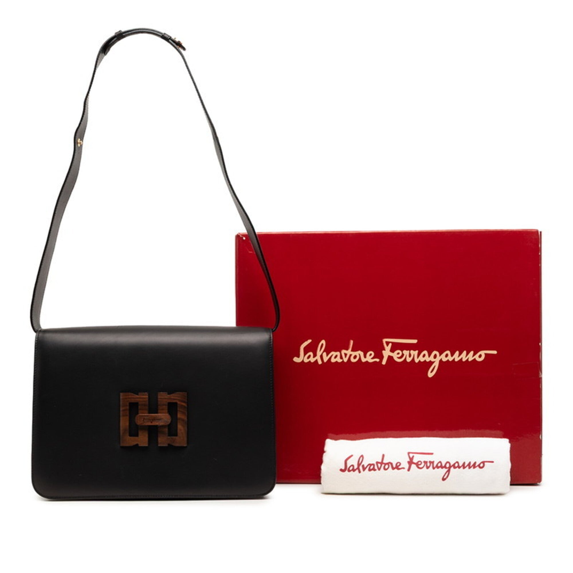 Salvatore Ferragamo Black Leather Shoulder Bag (Pre-Owned)